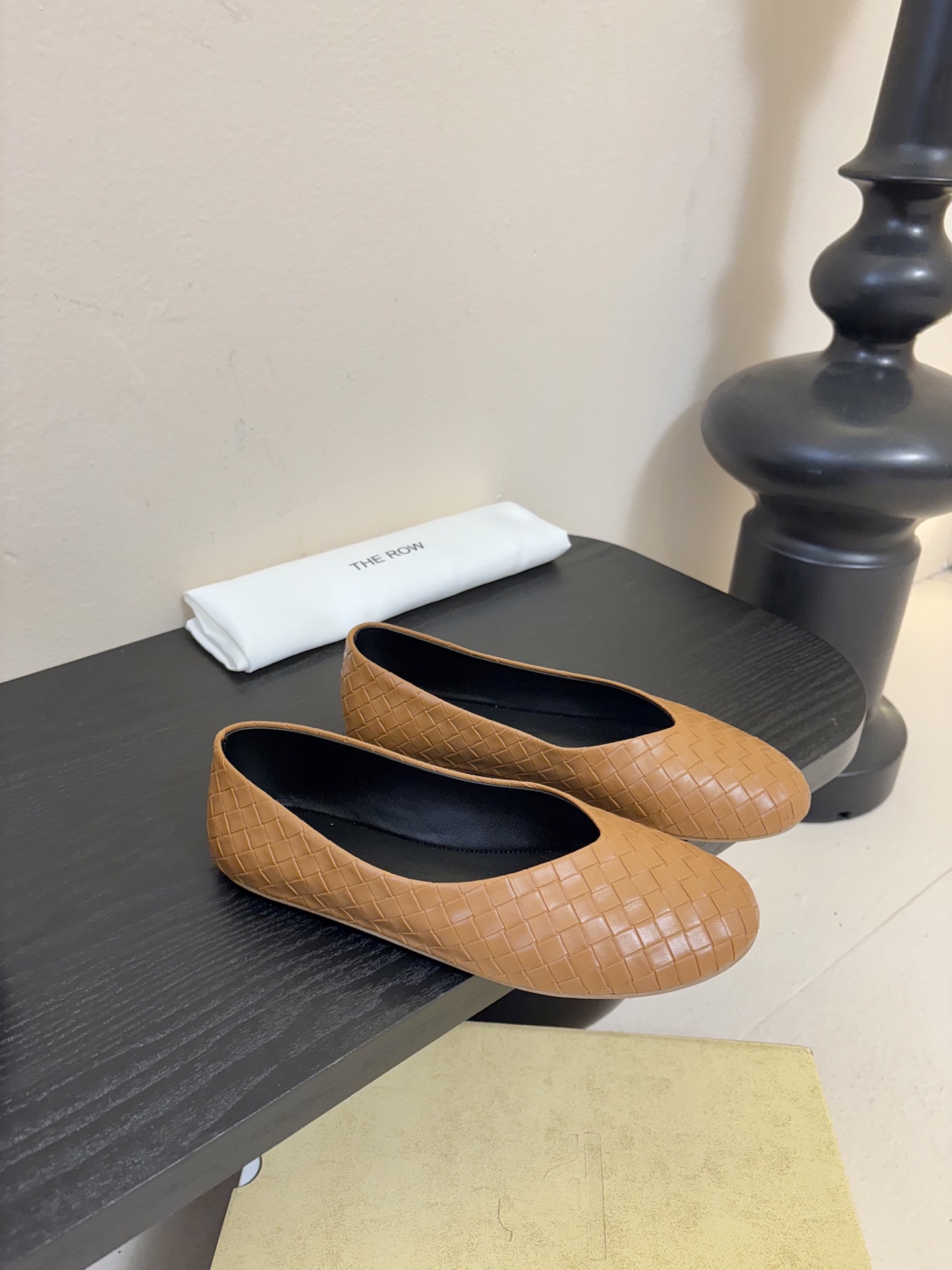 The ro*26早春新款玛丽珍平底单鞋跳舞鞋奶奶鞋！很少会看到一款跳舞鞋会做到这么精细、而且对脚的包容