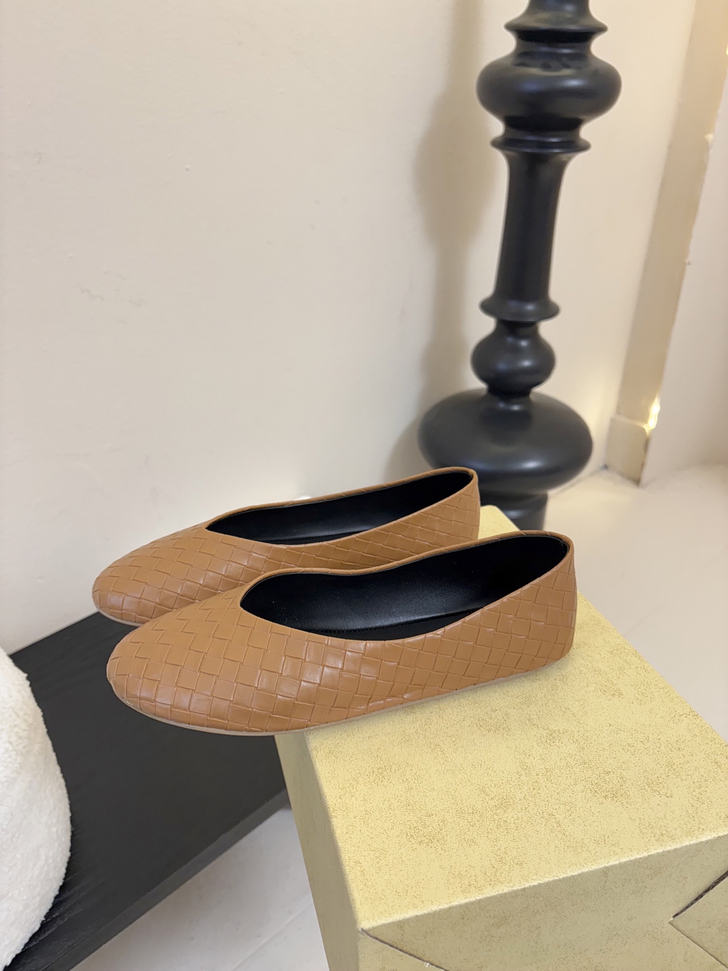 The ro*26早春新款玛丽珍平底单鞋跳舞鞋奶奶鞋！很少会看到一款跳舞鞋会做到这么精细、而且对脚的包容