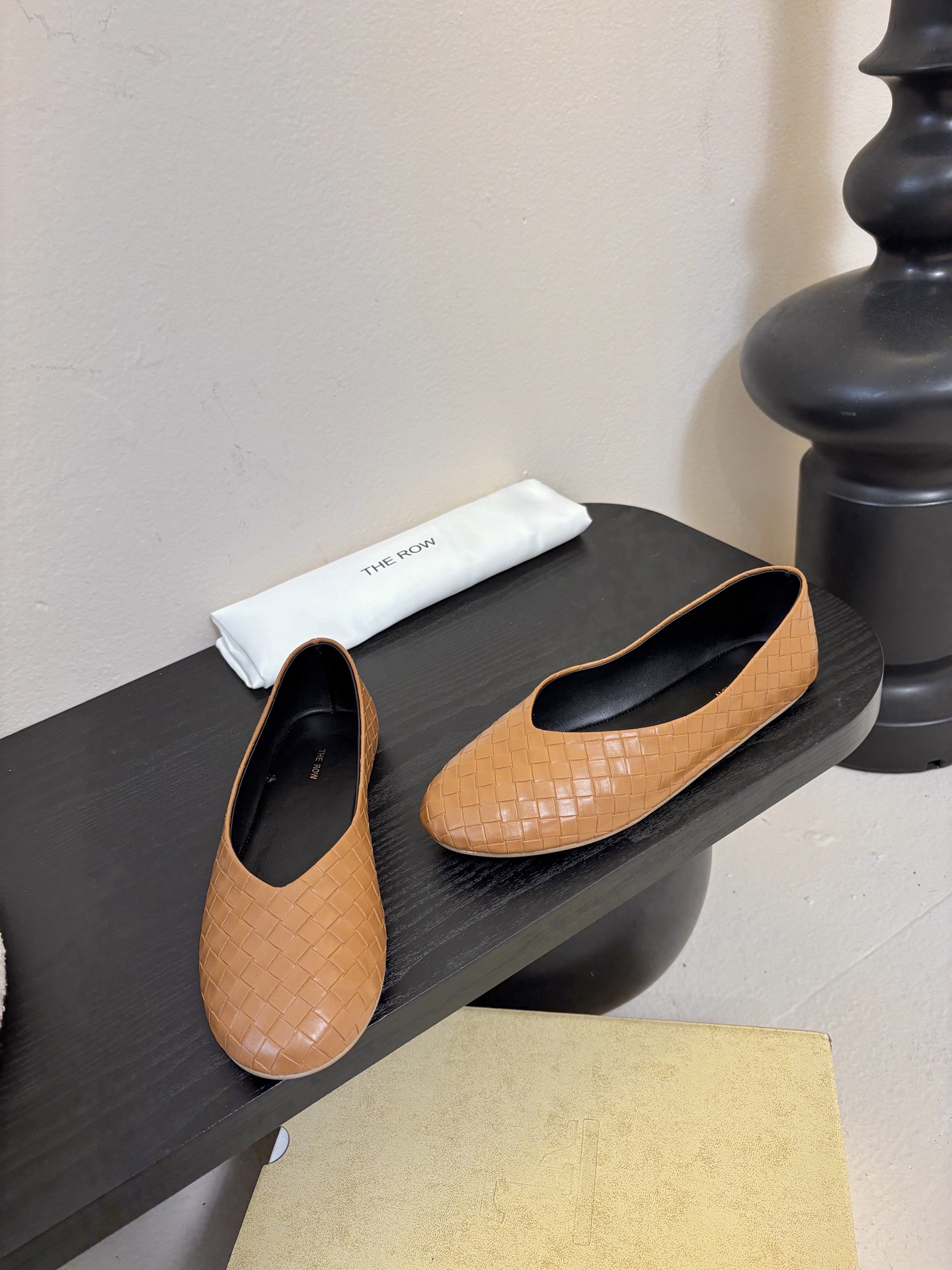 The ro*26早春新款玛丽珍平底单鞋跳舞鞋奶奶鞋！很少会看到一款跳舞鞋会做到这么精细、而且对脚的包容