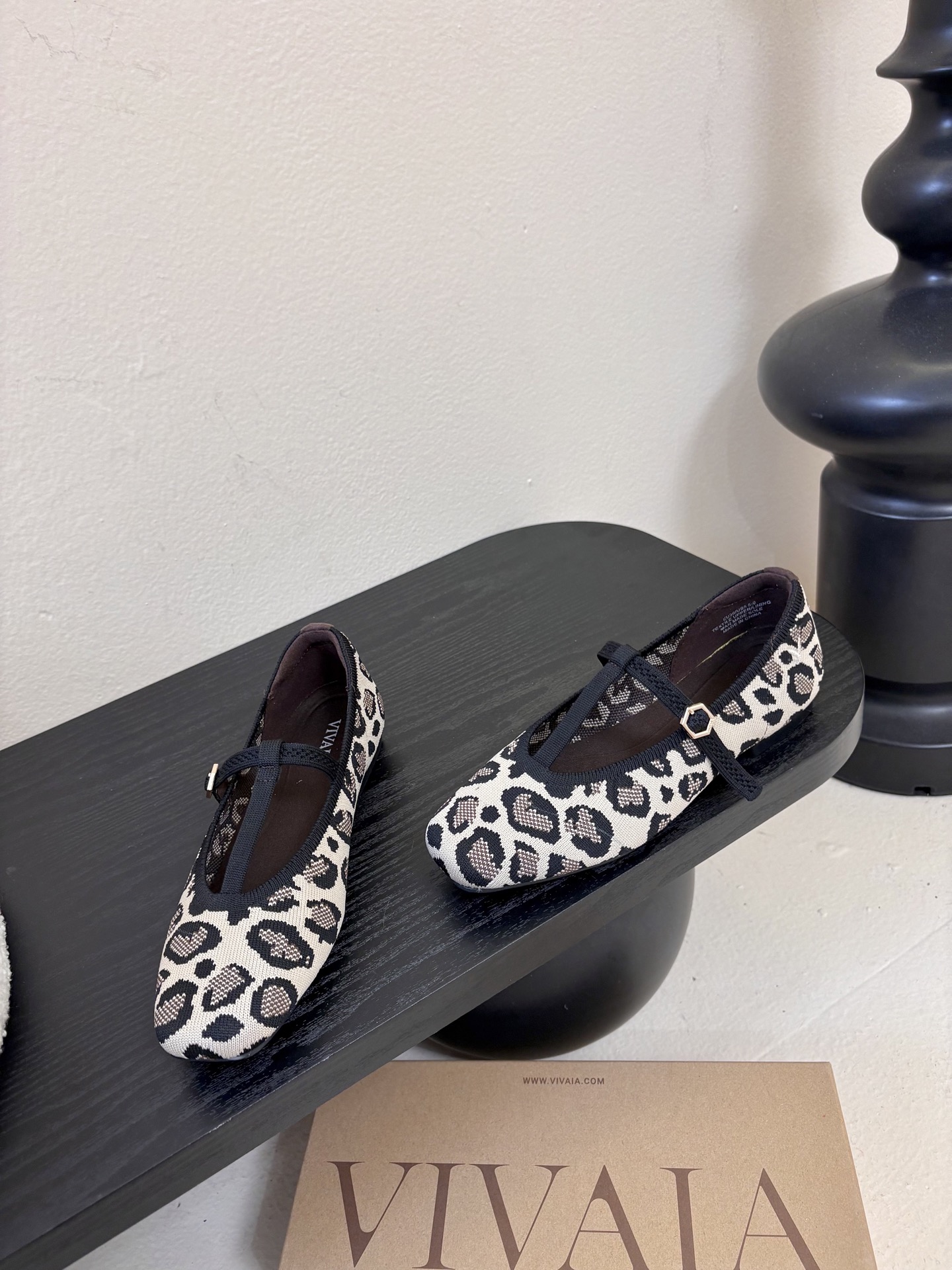 Vivai*25ss 针织风平底鞋玛丽珍鞋单鞋用针织面料，鞋面有麻花纹理，轻便又有弹性，脚感像穿袜子一样