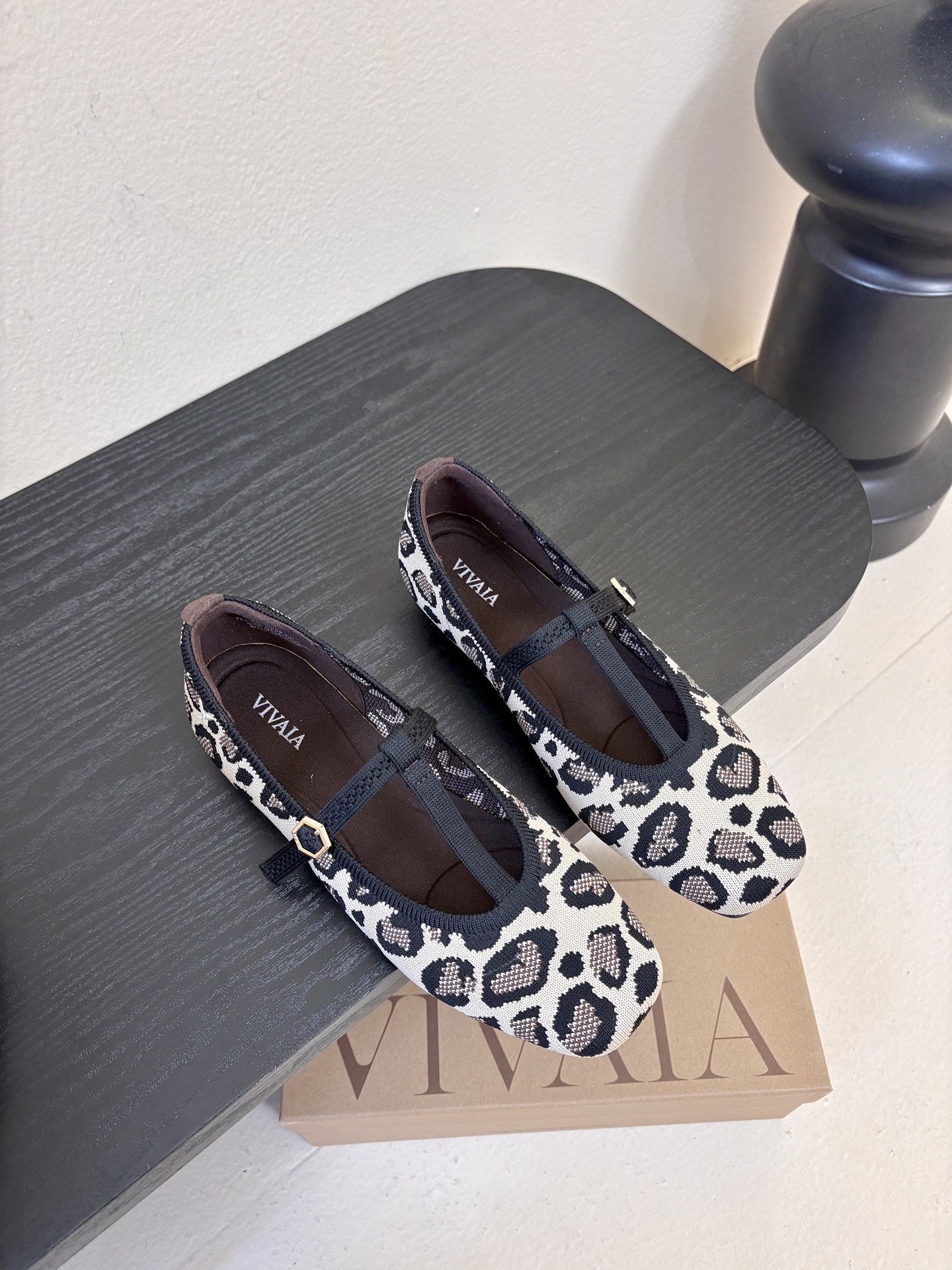 Vivai*25ss 针织风平底鞋玛丽珍鞋单鞋用针织面料，鞋面有麻花纹理，轻便又有弹性，脚感像穿袜子一样