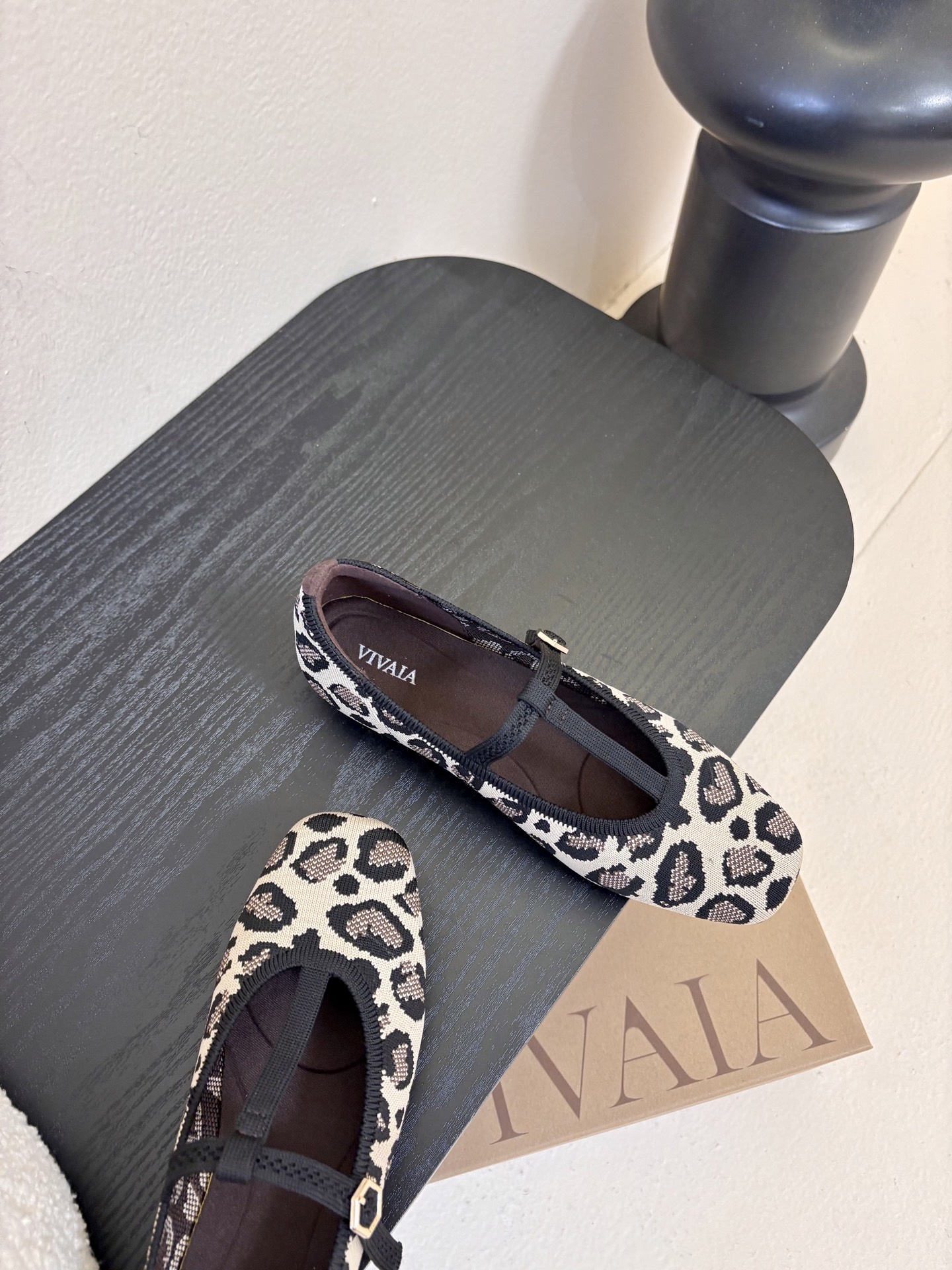 Vivai*25ss 针织风平底鞋玛丽珍鞋单鞋用针织面料，鞋面有麻花纹理，轻便又有弹性，脚感像穿袜子一样