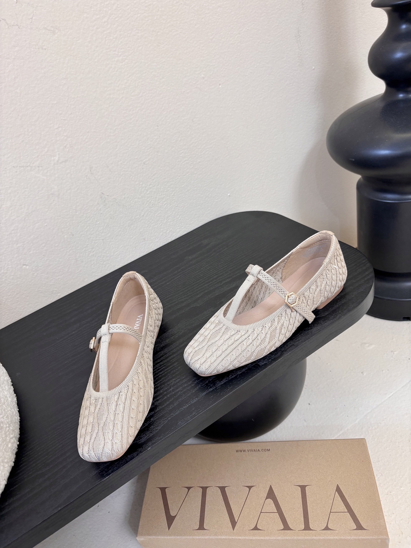Vivai*25ss 针织风平底鞋玛丽珍鞋单鞋用针织面料，鞋面有麻花纹理，轻便又有弹性，脚感像穿袜子一样