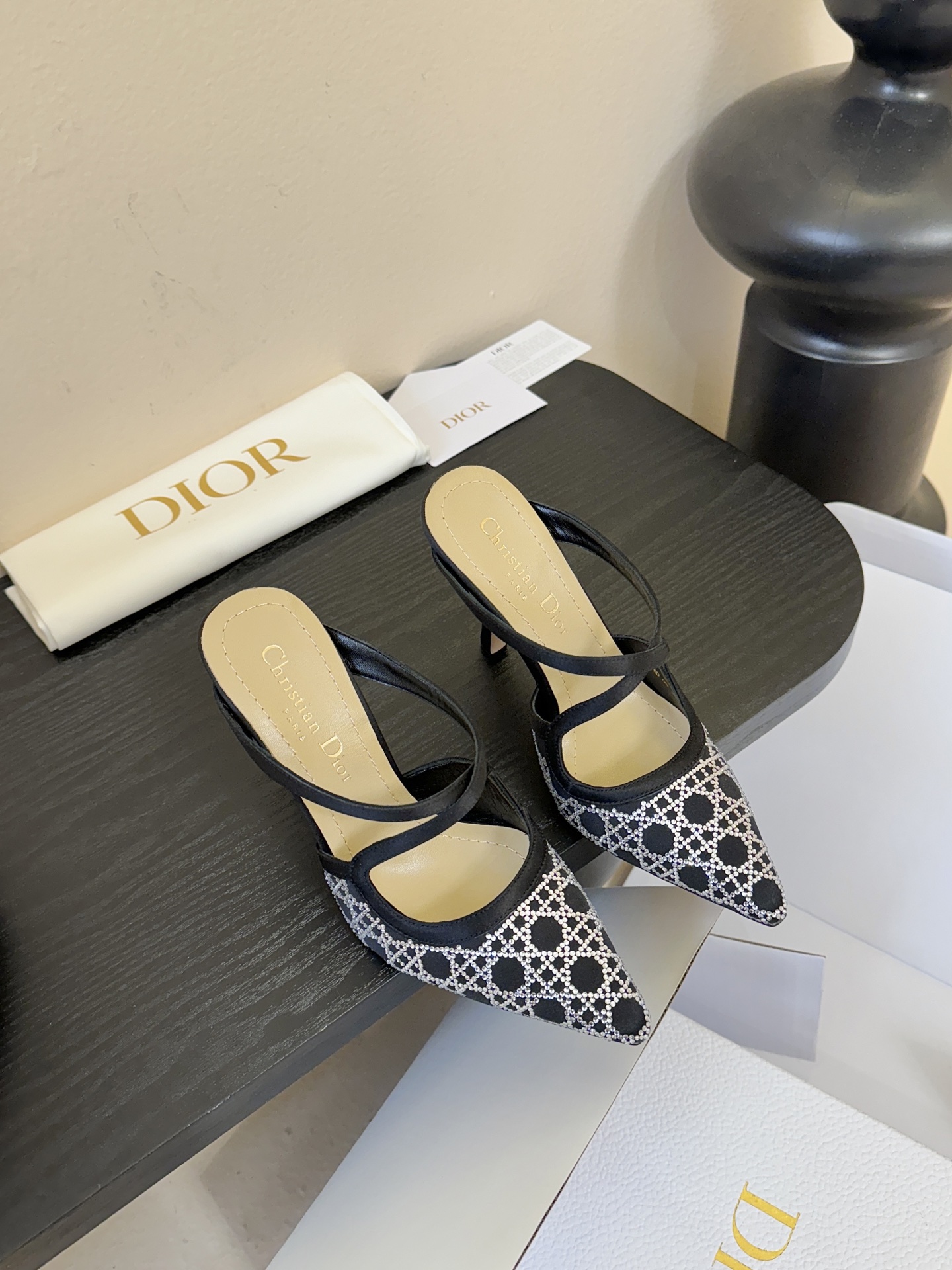 Dio* CD迪奥25ss春夏璀璨星河系列新品高跟鞋网纱鞋面 搭配经典藤格纹水钻 blingbling地