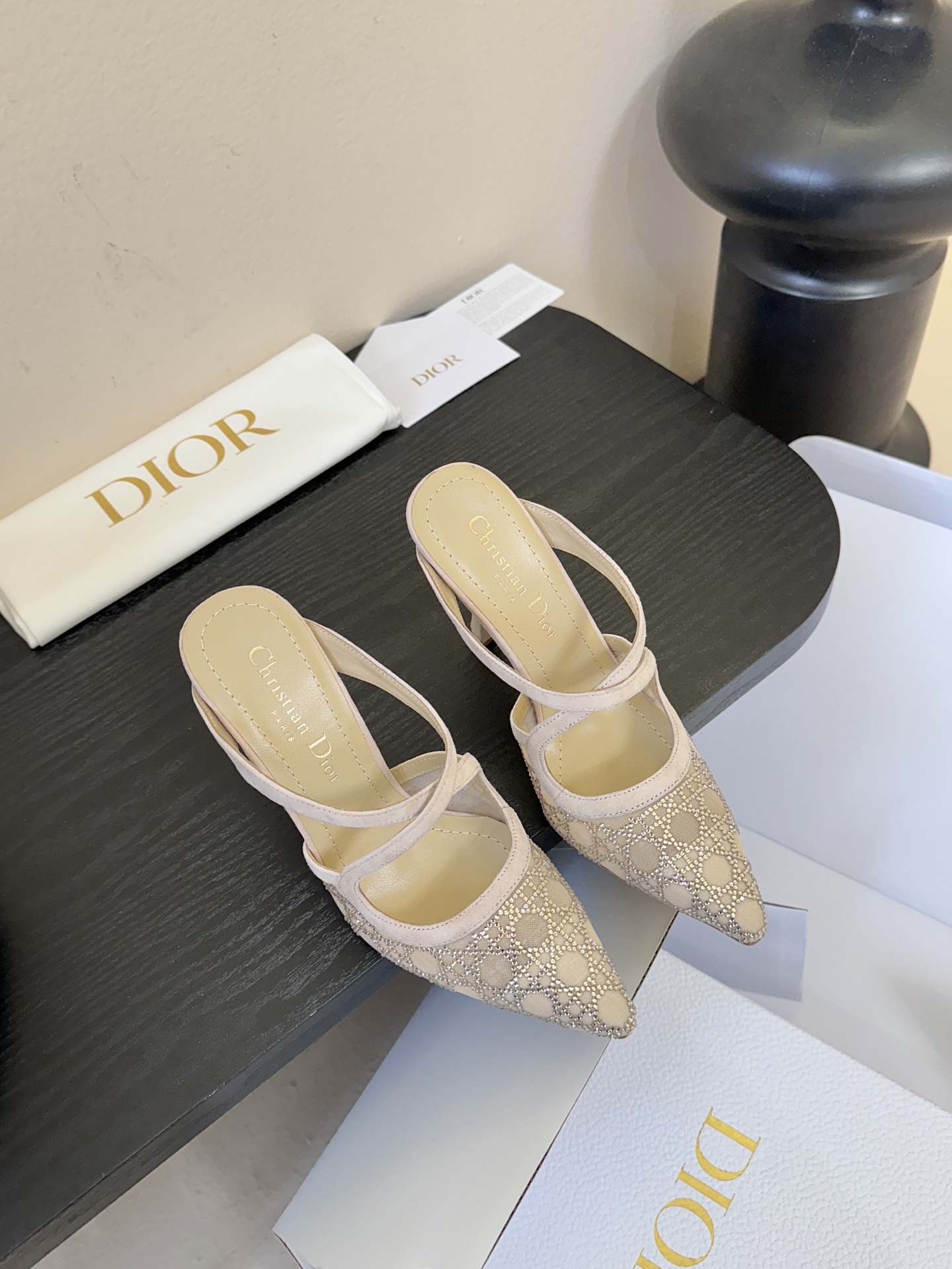 Dio* CD迪奥25ss春夏璀璨星河系列新品高跟鞋网纱鞋面 搭配经典藤格纹水钻 blingbling地