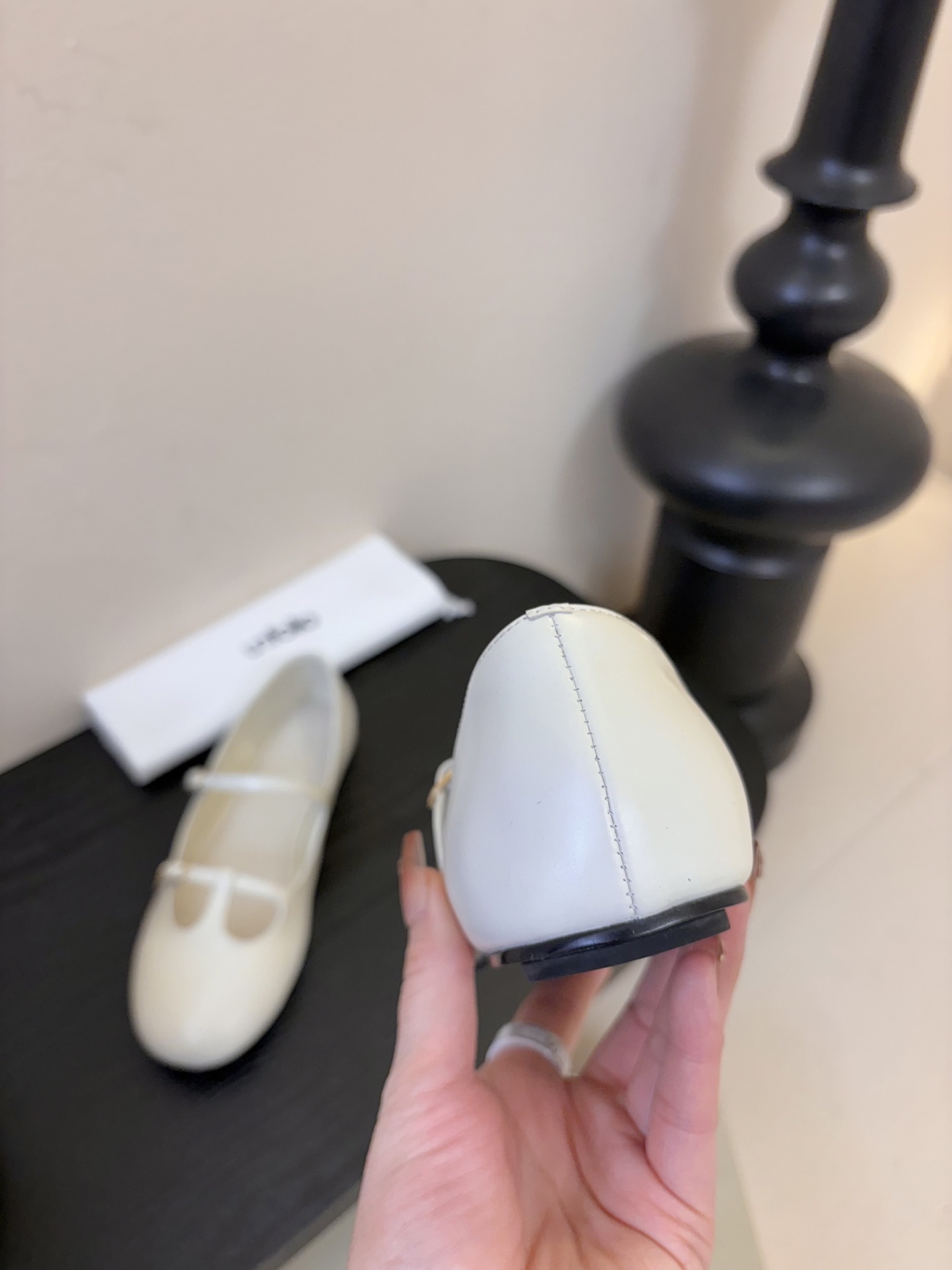 UNFOLIO 26春夏新品简易平底圆头扣带玛丽珍小皮鞋乐福鞋单鞋！｜ 复古撞上质感皮革 是通勤族的时髦