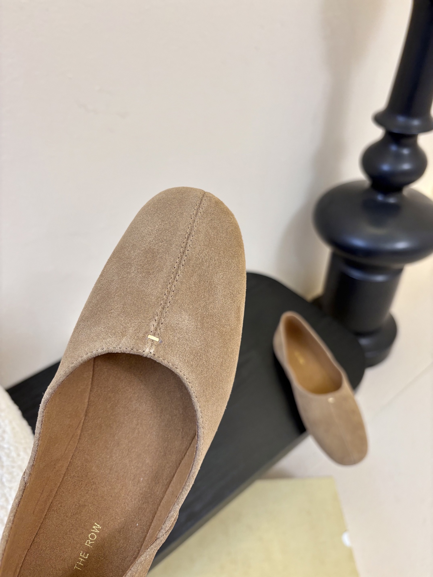 The ro*26早春新款玛丽珍平底单鞋跳舞鞋奶奶鞋！很少会看到一款跳舞鞋会做到这么精细、而且对脚的包容