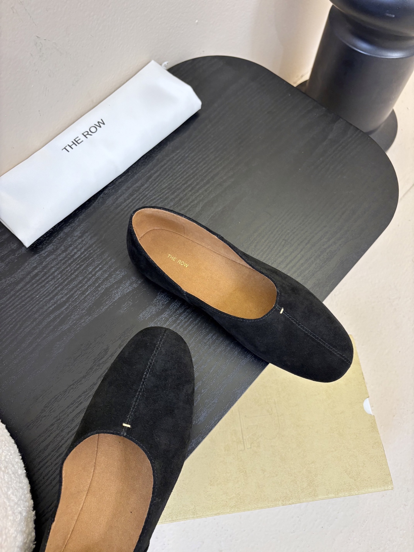 The ro*26早春新款玛丽珍平底单鞋跳舞鞋奶奶鞋！很少会看到一款跳舞鞋会做到这么精细、而且对脚的包容