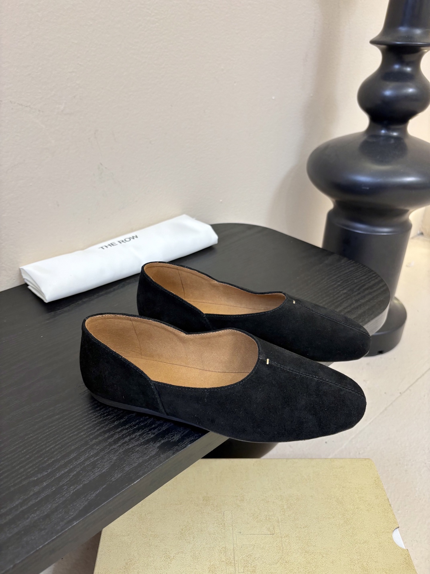 The ro*26早春新款玛丽珍平底单鞋跳舞鞋奶奶鞋！很少会看到一款跳舞鞋会做到这么精细、而且对脚的包容