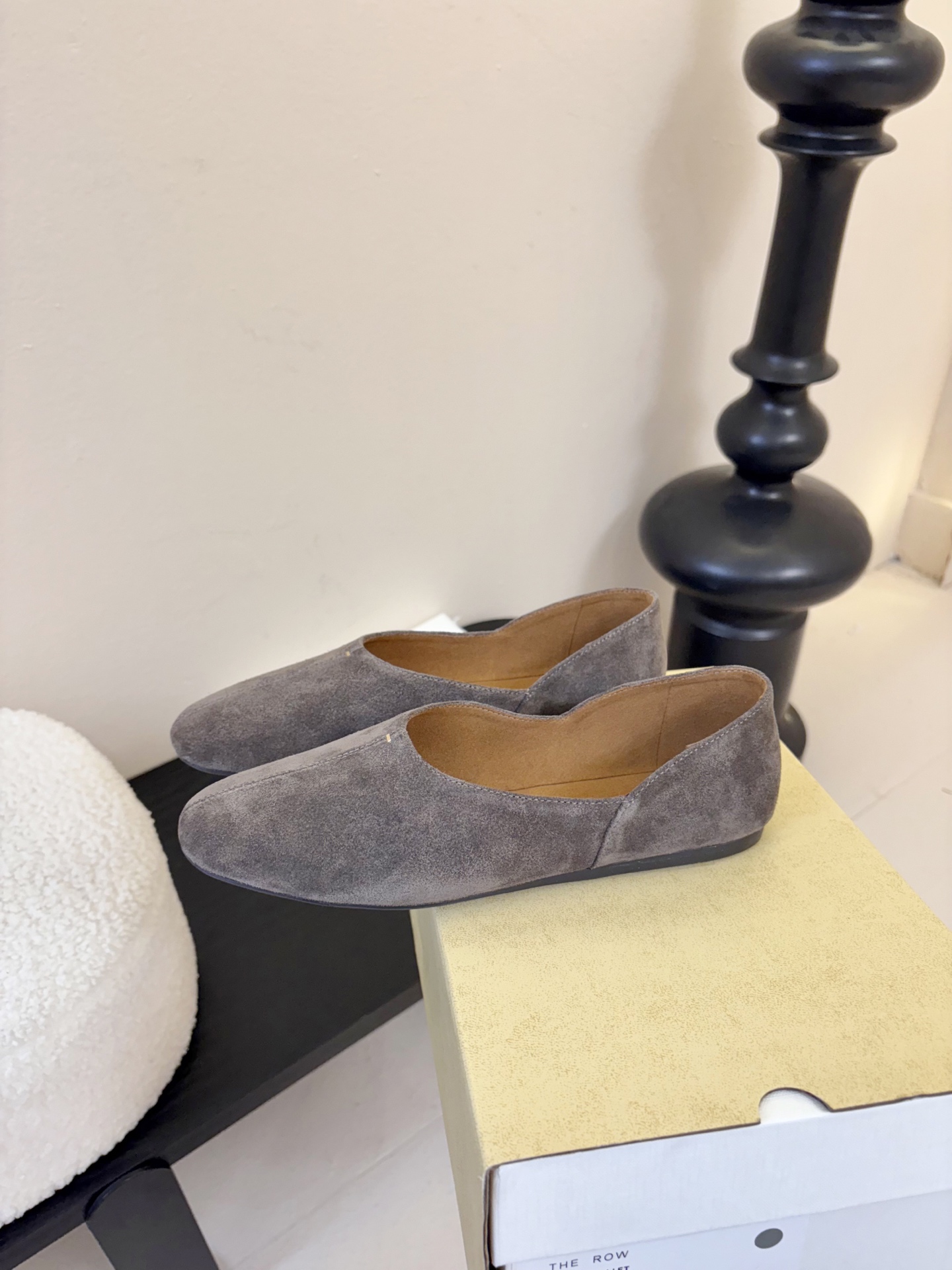 The ro*26早春新款玛丽珍平底单鞋跳舞鞋奶奶鞋！很少会看到一款跳舞鞋会做到这么精细、而且对脚的包容