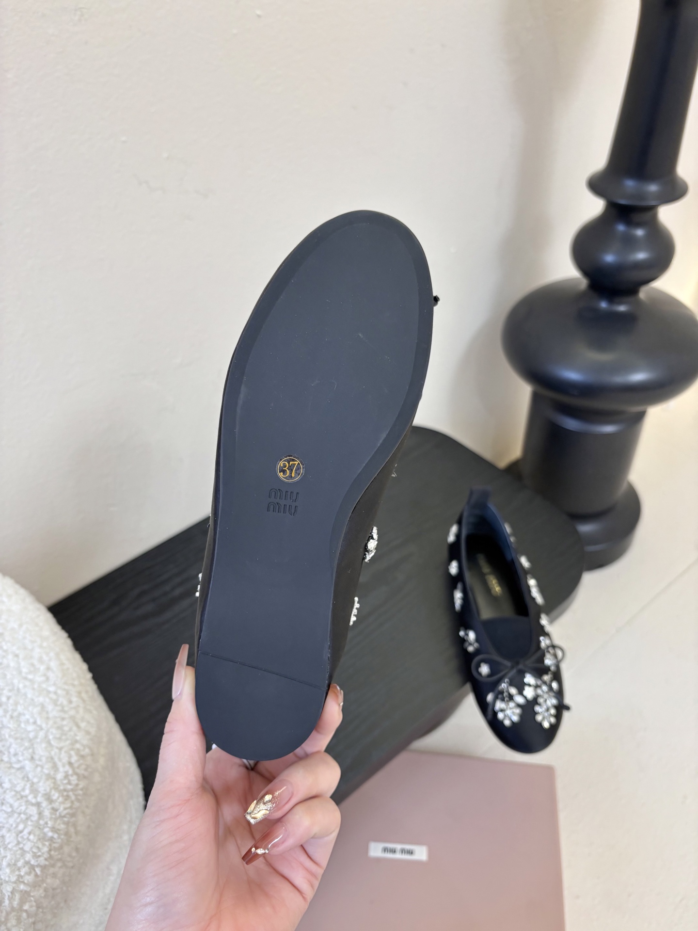 Miu Miu 缪缪玛丽珍单鞋女士蝴蝶结装饰缎面芭蕾舞独家高版 Miu Miu新款平底芭蕾舞鞋开发 原版