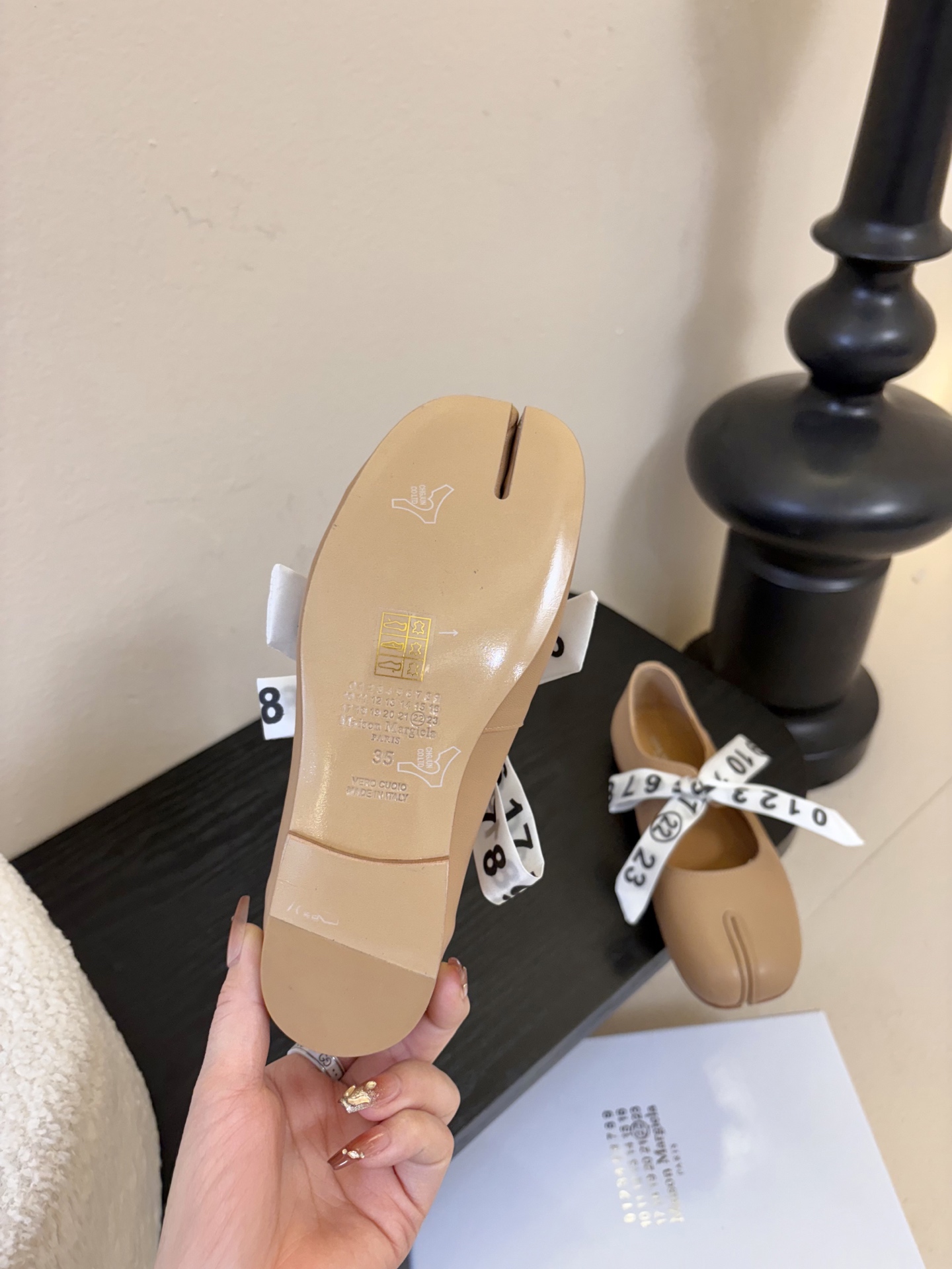 2026 5Maison Margie马吉拉•分趾粗跟平底复古玛丽珍娃娃头苹果头芭蕾舞指鱼嘴单鞋棒了的版