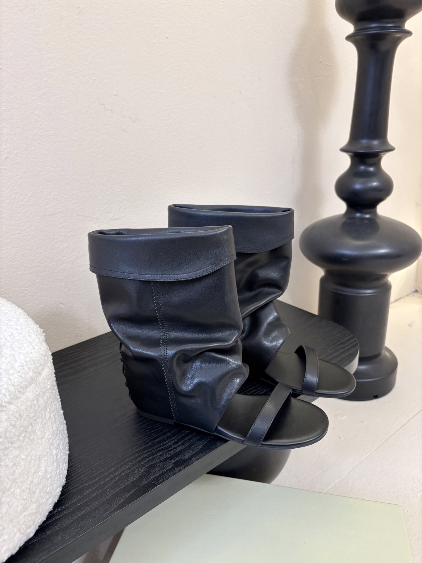 内增高4cmUNFOLIO一字带新款走秀款堆堆靴❗️慵懒法欧风，飒爆了💥 自然❗️舒适❗️洒脱❗️时髦精