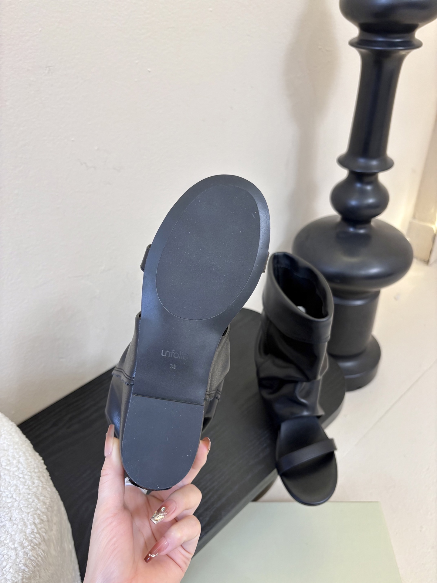 内增高4cmUNFOLIO一字带新款走秀款堆堆靴❗️慵懒法欧风，飒爆了💥 自然❗️舒适❗️洒脱❗️时髦精