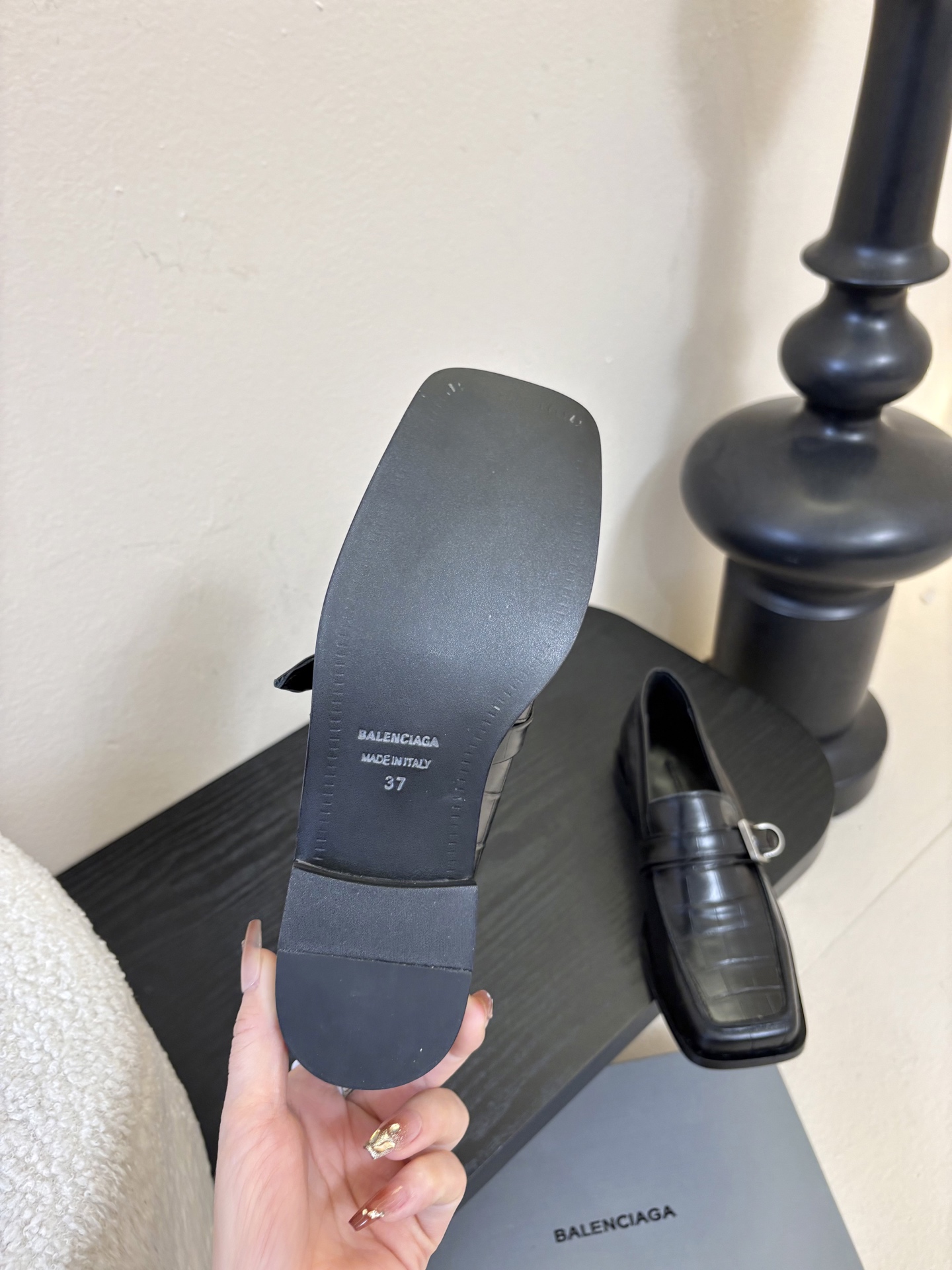 26春夏新款Balenciaga巴黎世家26Fw Bel Air鳄鱼纹压纹牛皮乐福鞋方头搭扣一脚蹬小皮鞋