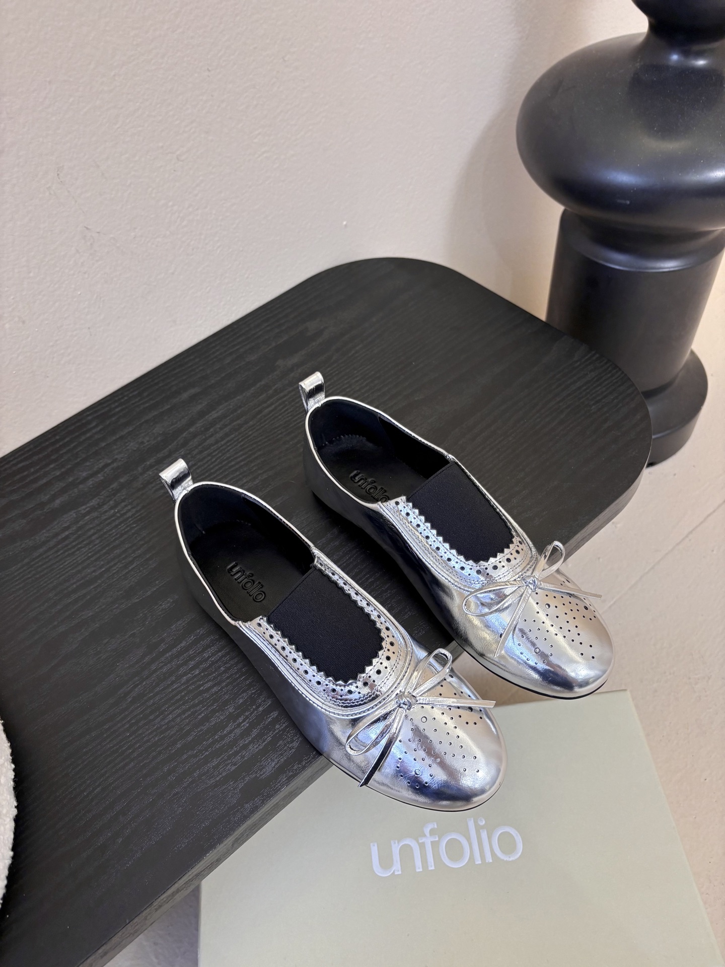 UNFOLIO26春夏超柔软芭蕾鞋鞋身采用进口柔软牛油皮&超软金属皮内里垫脚：水染羊皮尺码35-39 4