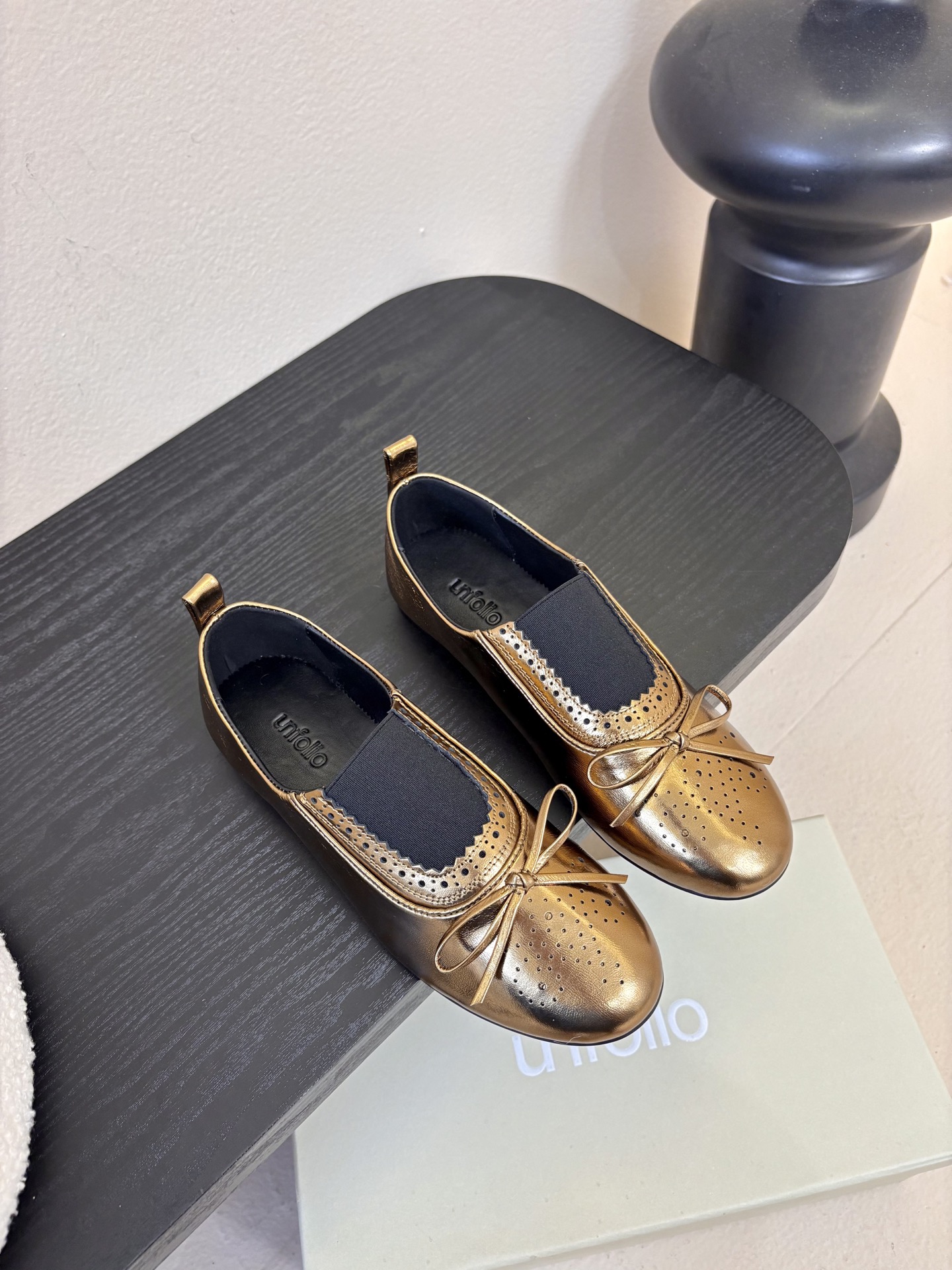 UNFOLIO26春夏超柔软芭蕾鞋鞋身采用进口柔软牛油皮&超软金属皮内里垫脚：水染羊皮尺码35-39 4