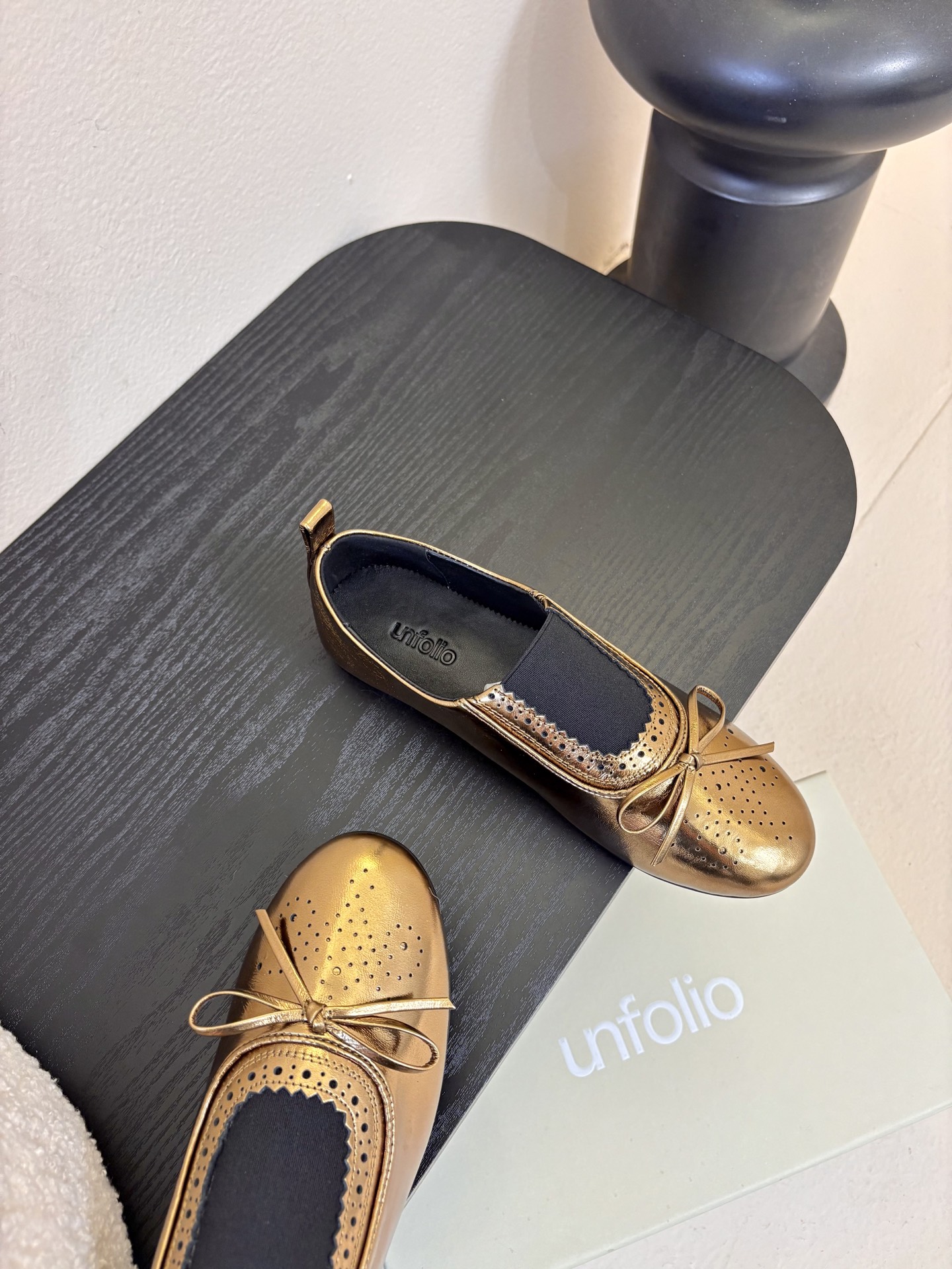 UNFOLIO26春夏超柔软芭蕾鞋鞋身采用进口柔软牛油皮&超软金属皮内里垫脚：水染羊皮尺码35-39 4