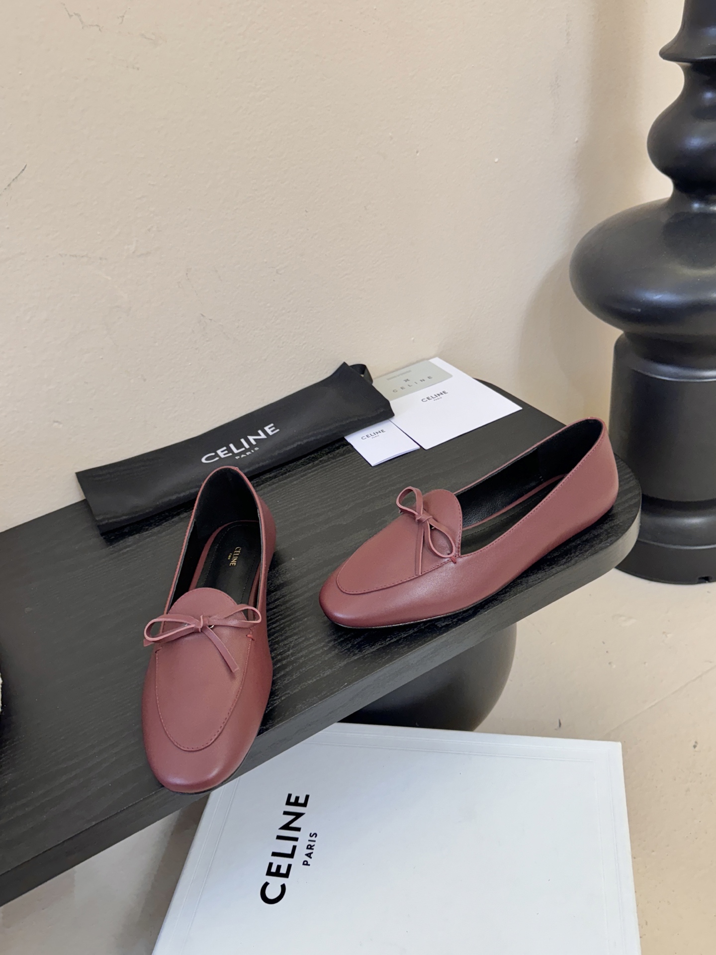 CELINE塞琳2026春夏最新款乐福鞋超多明星网红种草 今年超火的乐福鞋 简简单单的老钱风穿搭 妥妥大