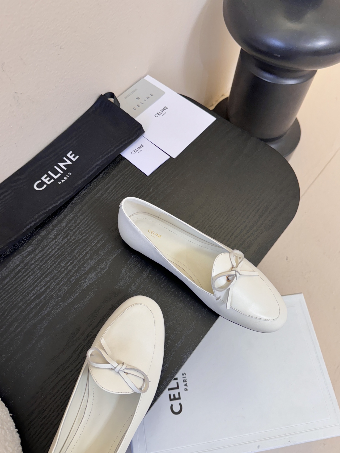 CELINE塞琳2026春夏最新款乐福鞋超多明星网红种草 今年超火的乐福鞋 简简单单的老钱风穿搭 妥妥大