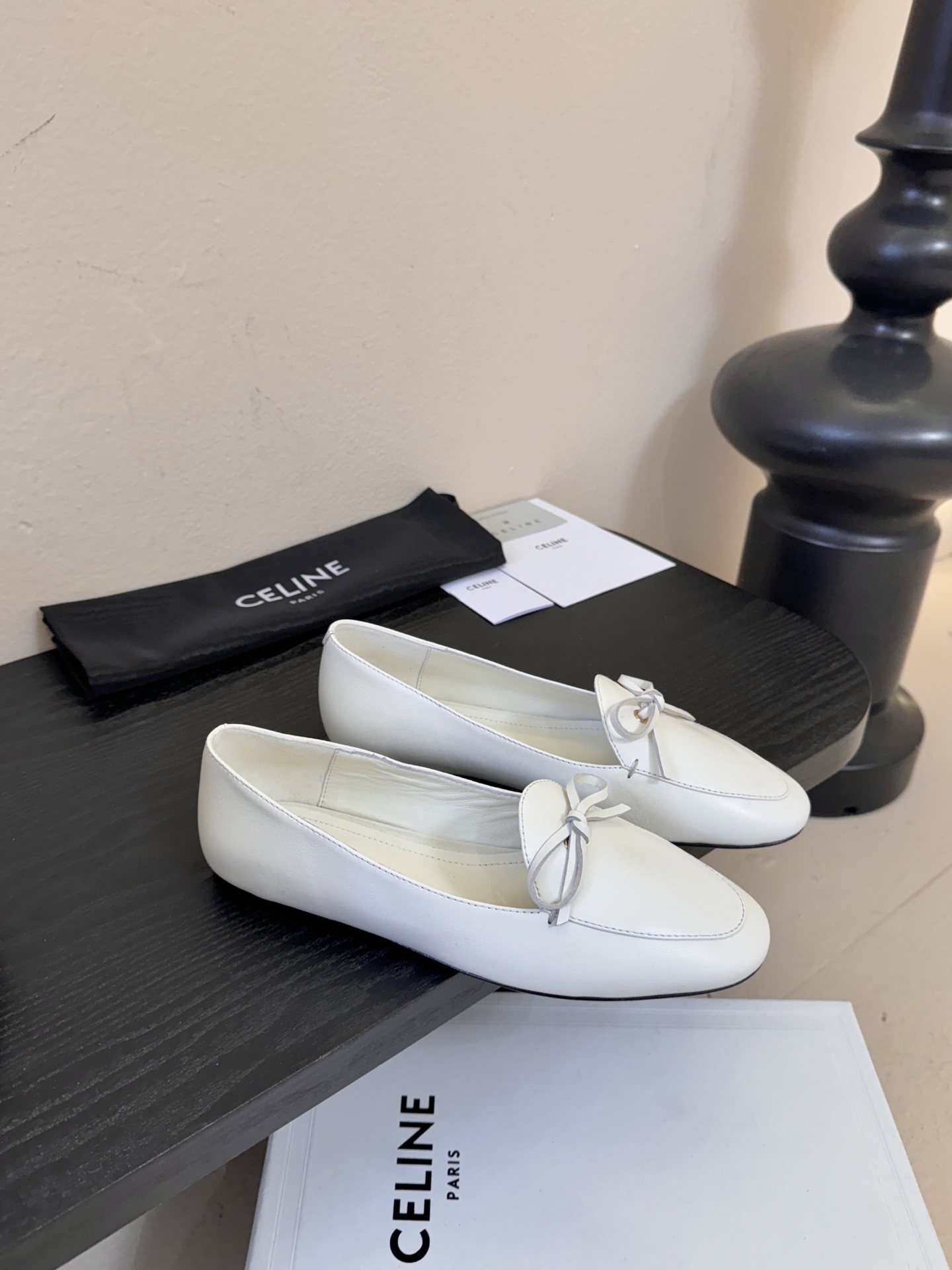 CELINE塞琳2026春夏最新款乐福鞋超多明星网红种草 今年超火的乐福鞋 简简单单的老钱风穿搭 妥妥大