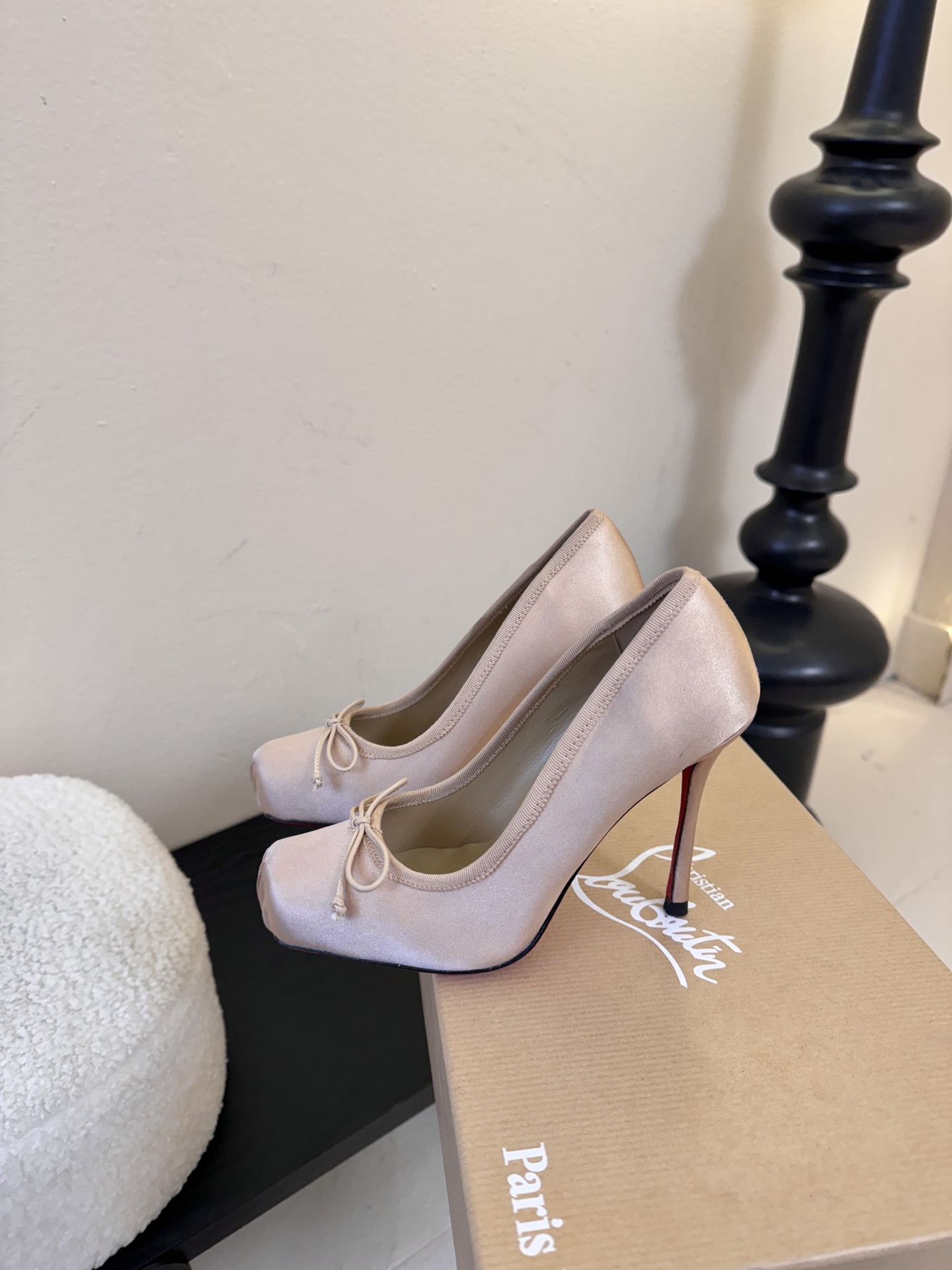 ChristinLouboutin/CL25WF新品猪鼻子蝴蝶结高跟鞋单鞋在时尚的舞台上CL始终是璀璨的