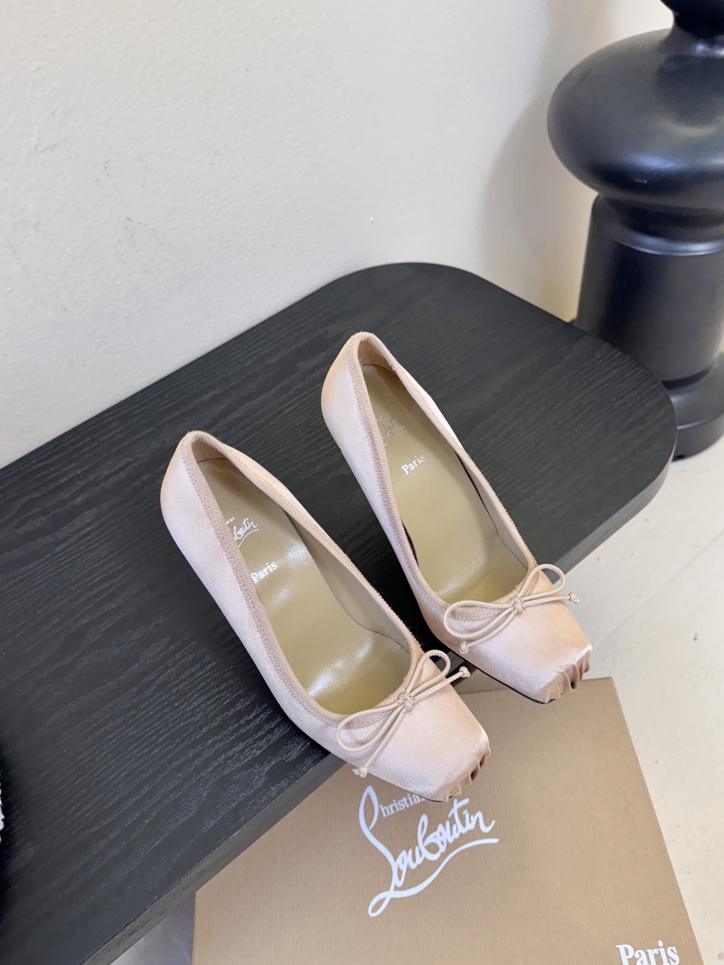 ChristinLouboutin/CL25WF新品猪鼻子蝴蝶结高跟鞋单鞋在时尚的舞台上CL始终是璀璨的