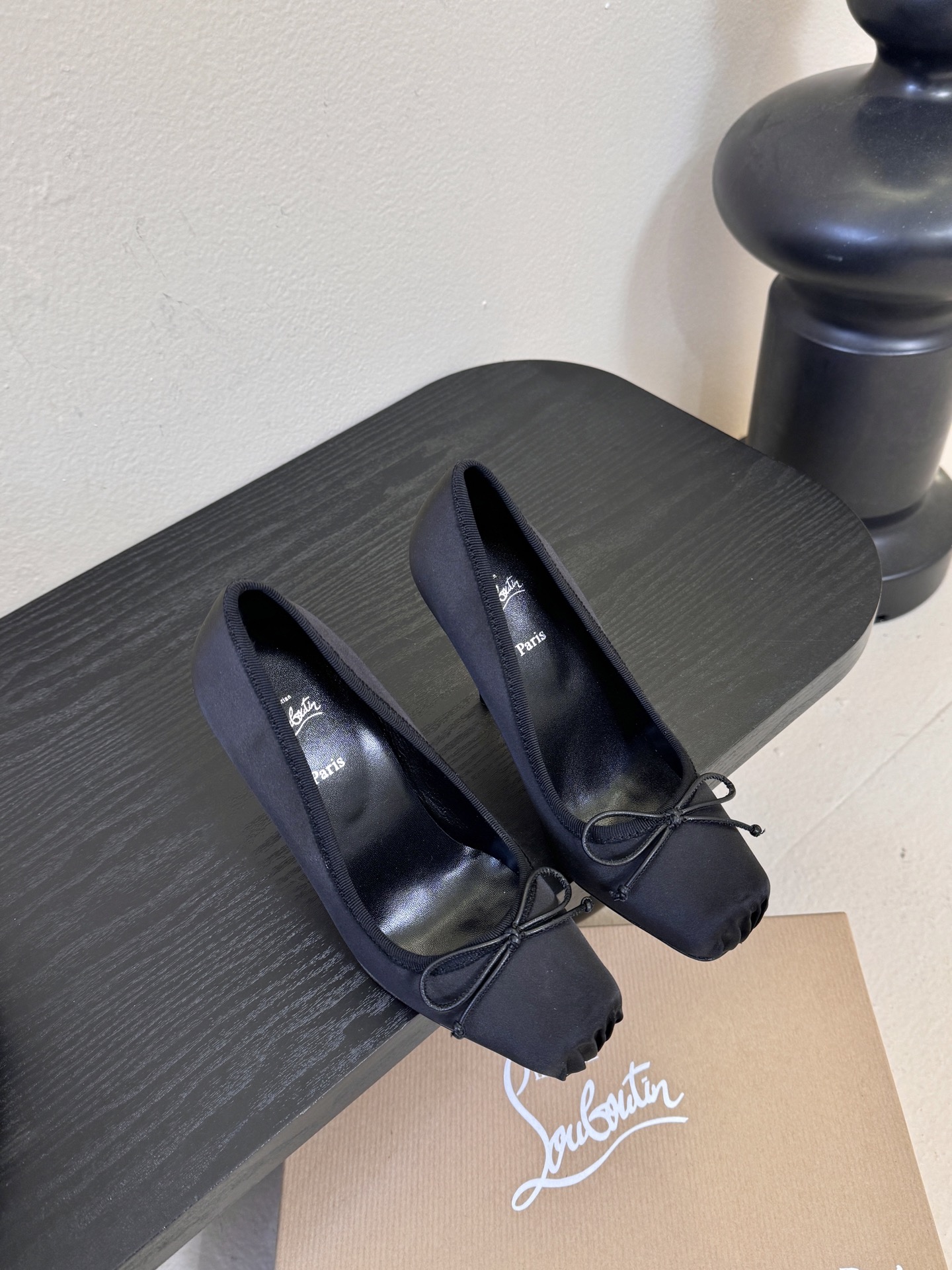 ChristinLouboutin/CL25WF新品猪鼻子蝴蝶结高跟鞋单鞋在时尚的舞台上CL始终是璀璨的