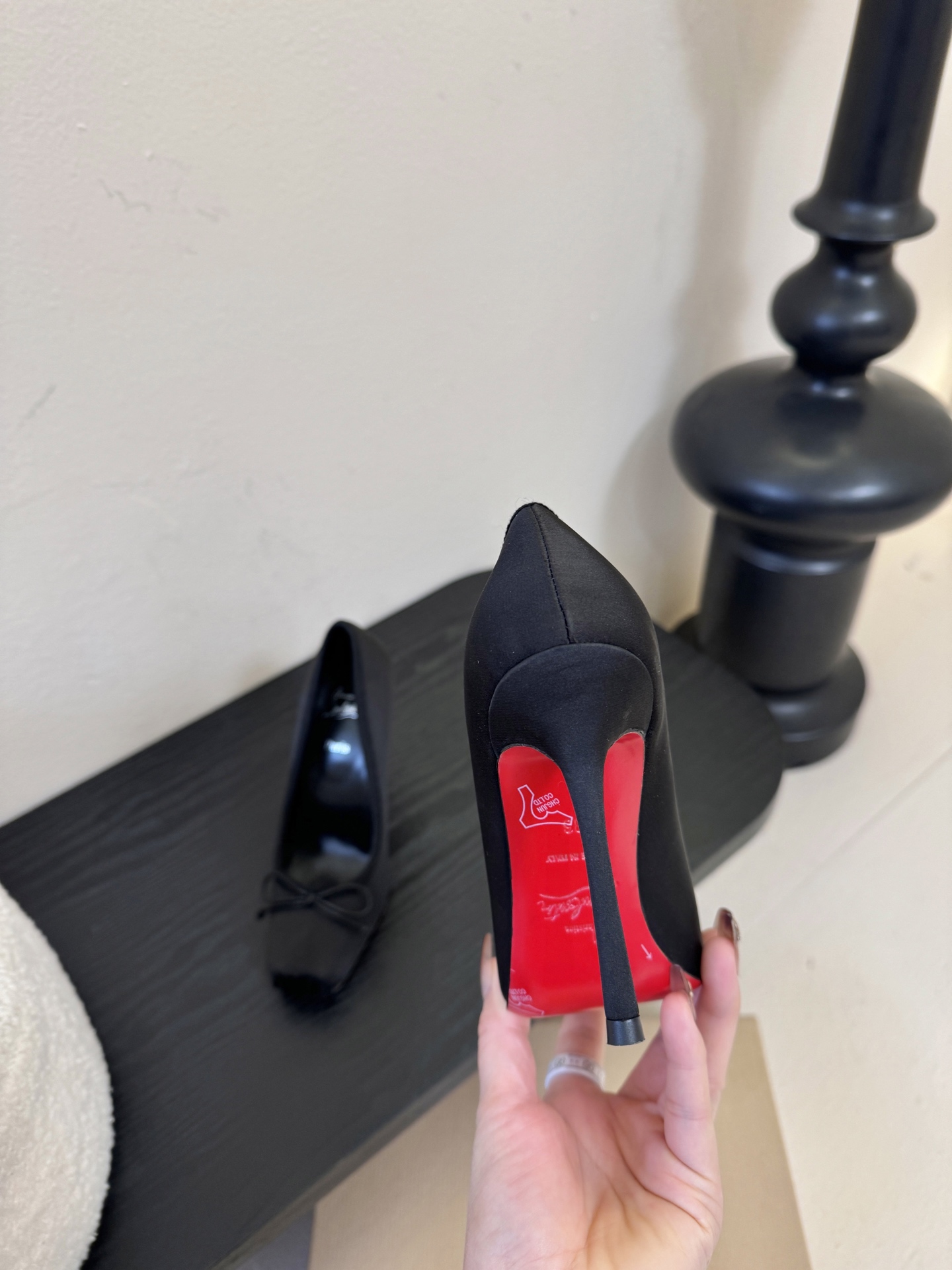 ChristinLouboutin/CL25WF新品猪鼻子蝴蝶结高跟鞋单鞋在时尚的舞台上CL始终是璀璨的