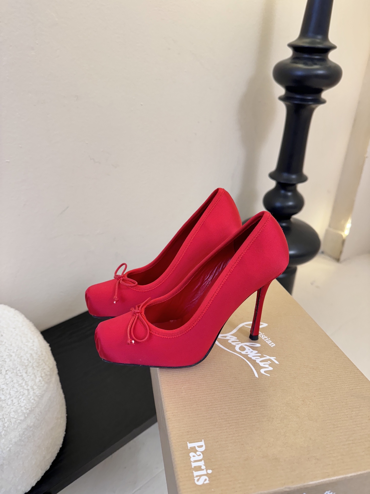 ChristinLouboutin/CL25WF新品猪鼻子蝴蝶结高跟鞋单鞋在时尚的舞台上CL始终是璀璨的