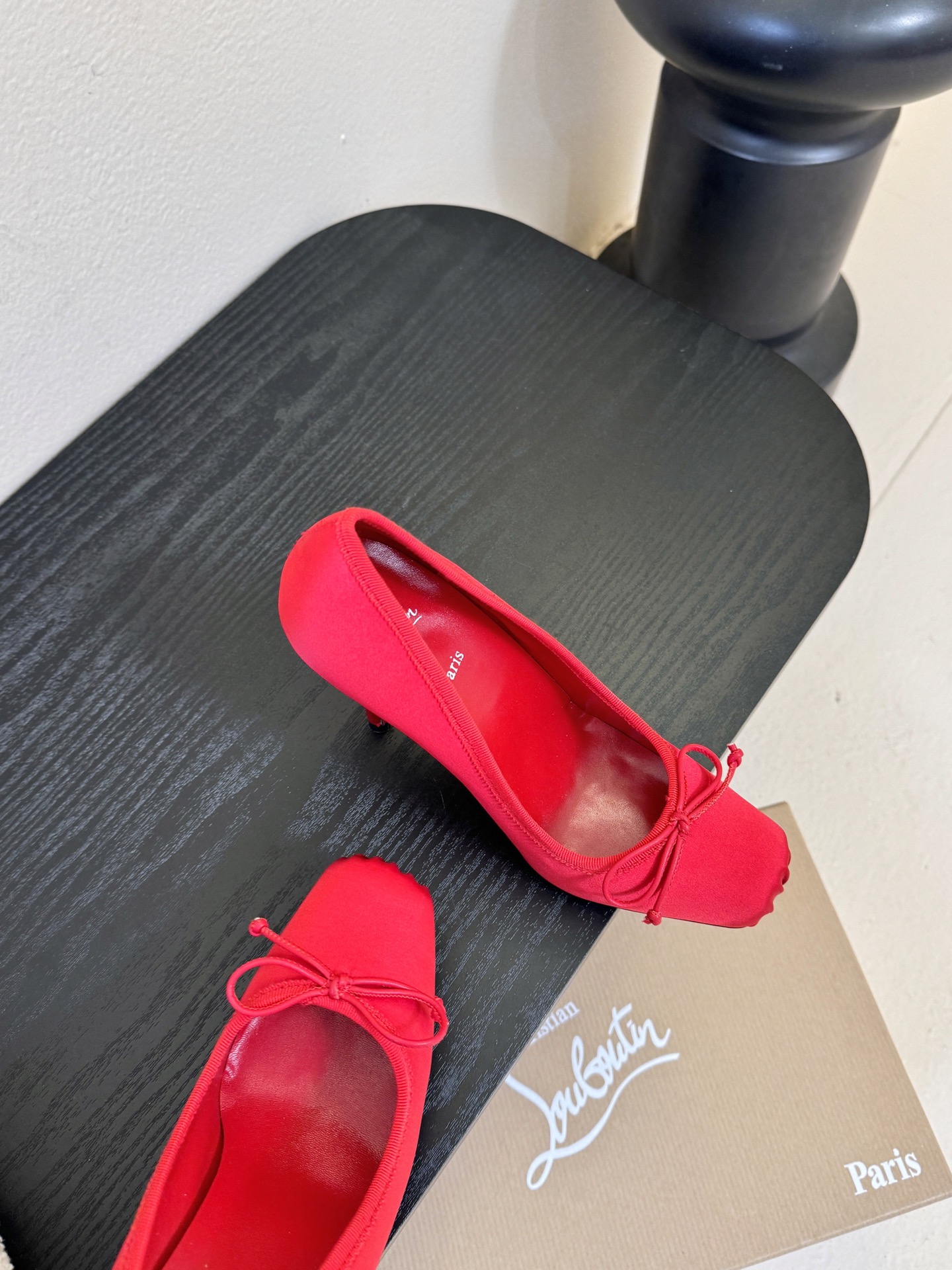 ChristinLouboutin/CL25WF新品猪鼻子蝴蝶结高跟鞋单鞋在时尚的舞台上CL始终是璀璨的