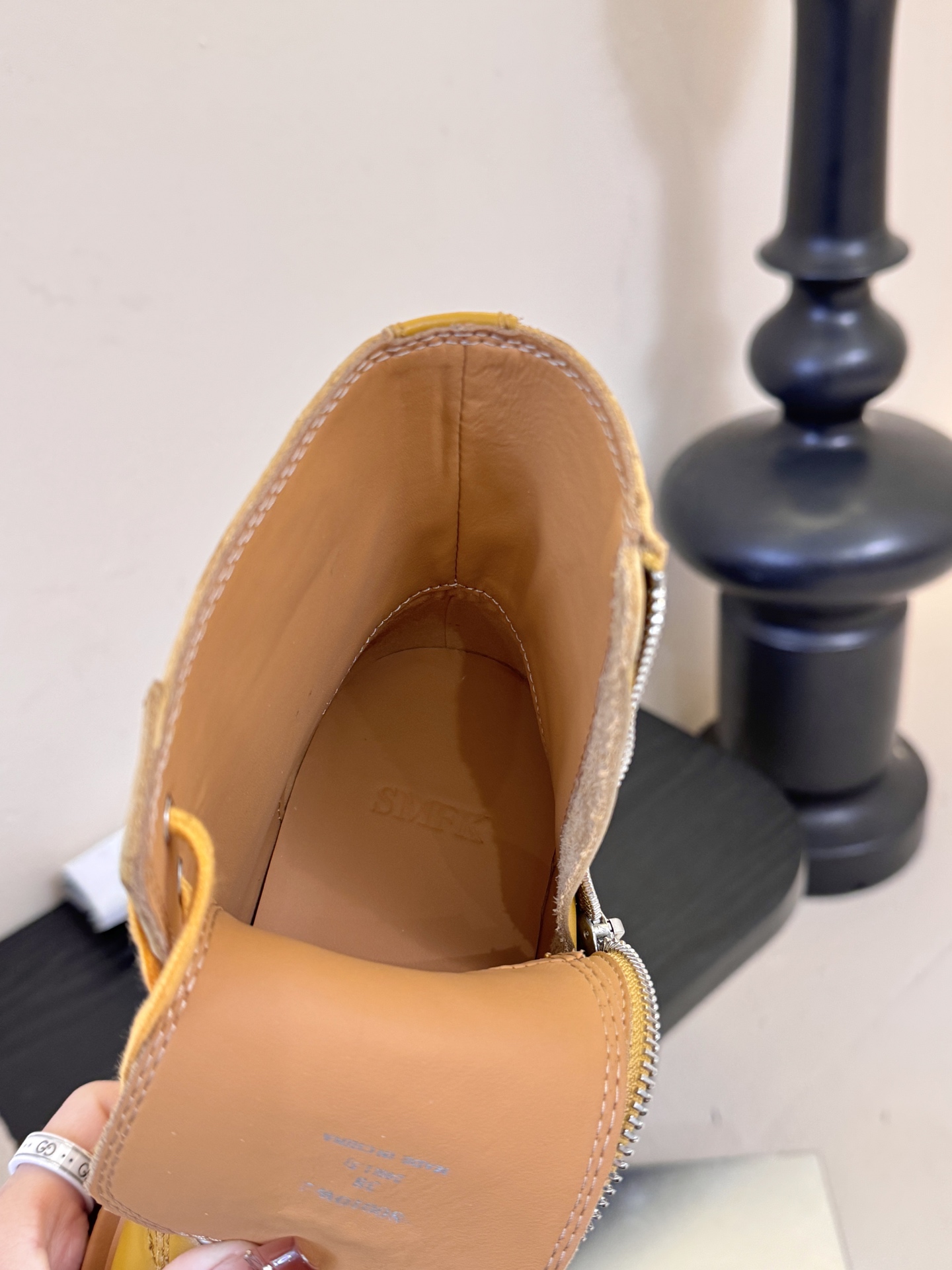 SMFK 26ss 最新 四季马丁 新款马丁靴卖疯了 宝子们！吴宣仪同款最近非常门 爆真的是很耐看越看越