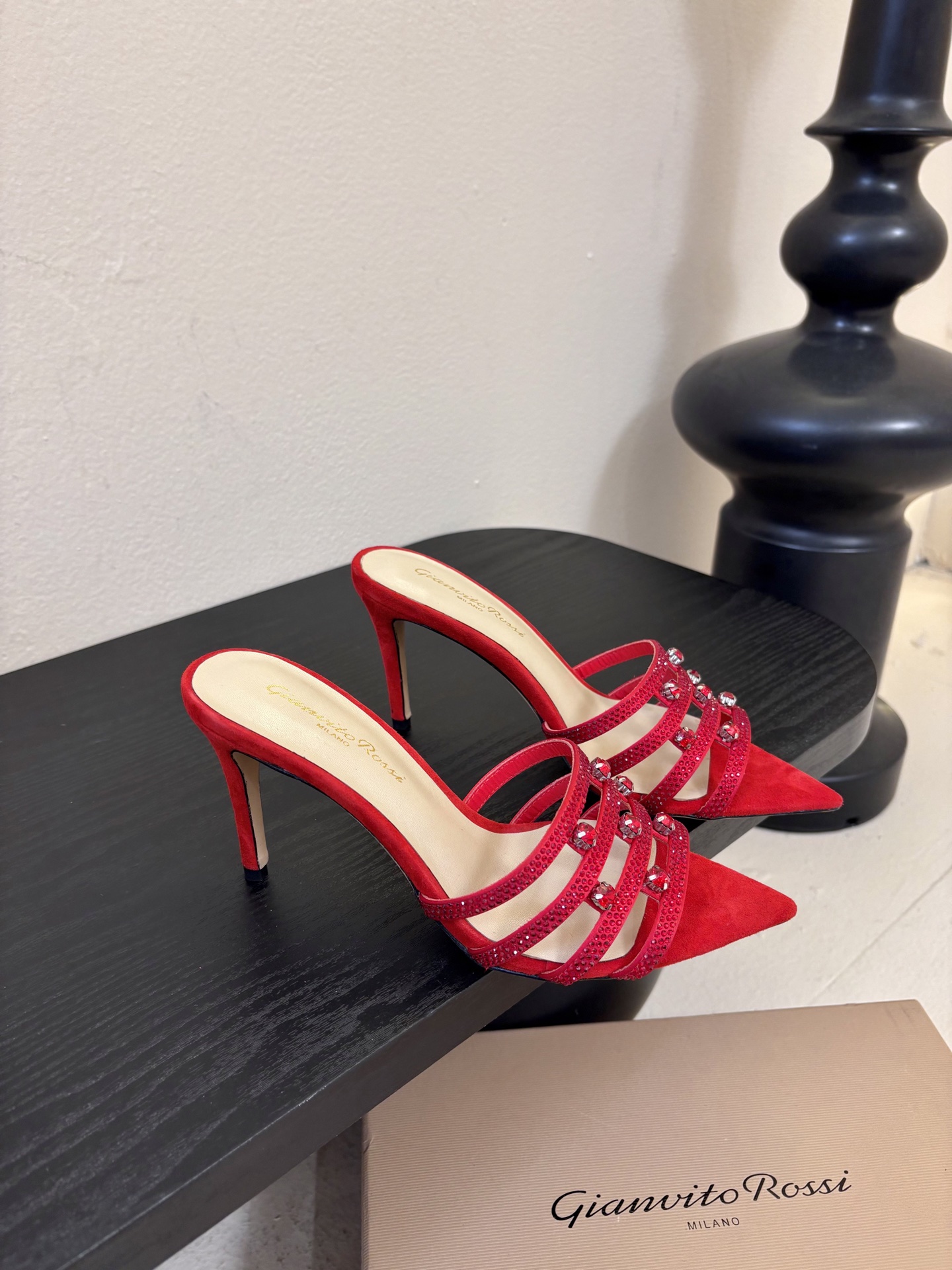 吉安维托·罗西 (Gianvito Rossi) 2023官网最新发尖头凉拖原版拆解1:1完美复刻鞋面进