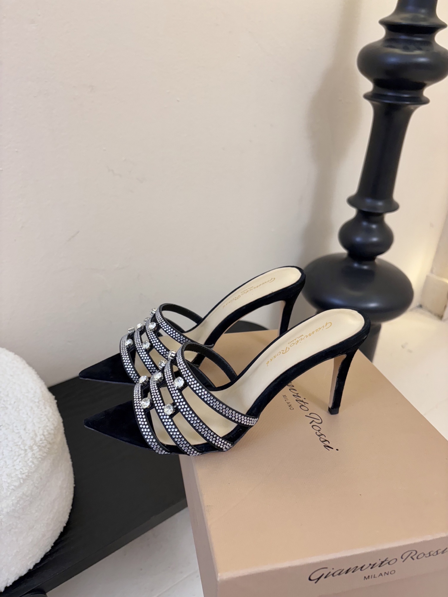 吉安维托·罗西 (Gianvito Rossi) 2023官网最新发尖头凉拖原版拆解1:1完美复刻鞋面进