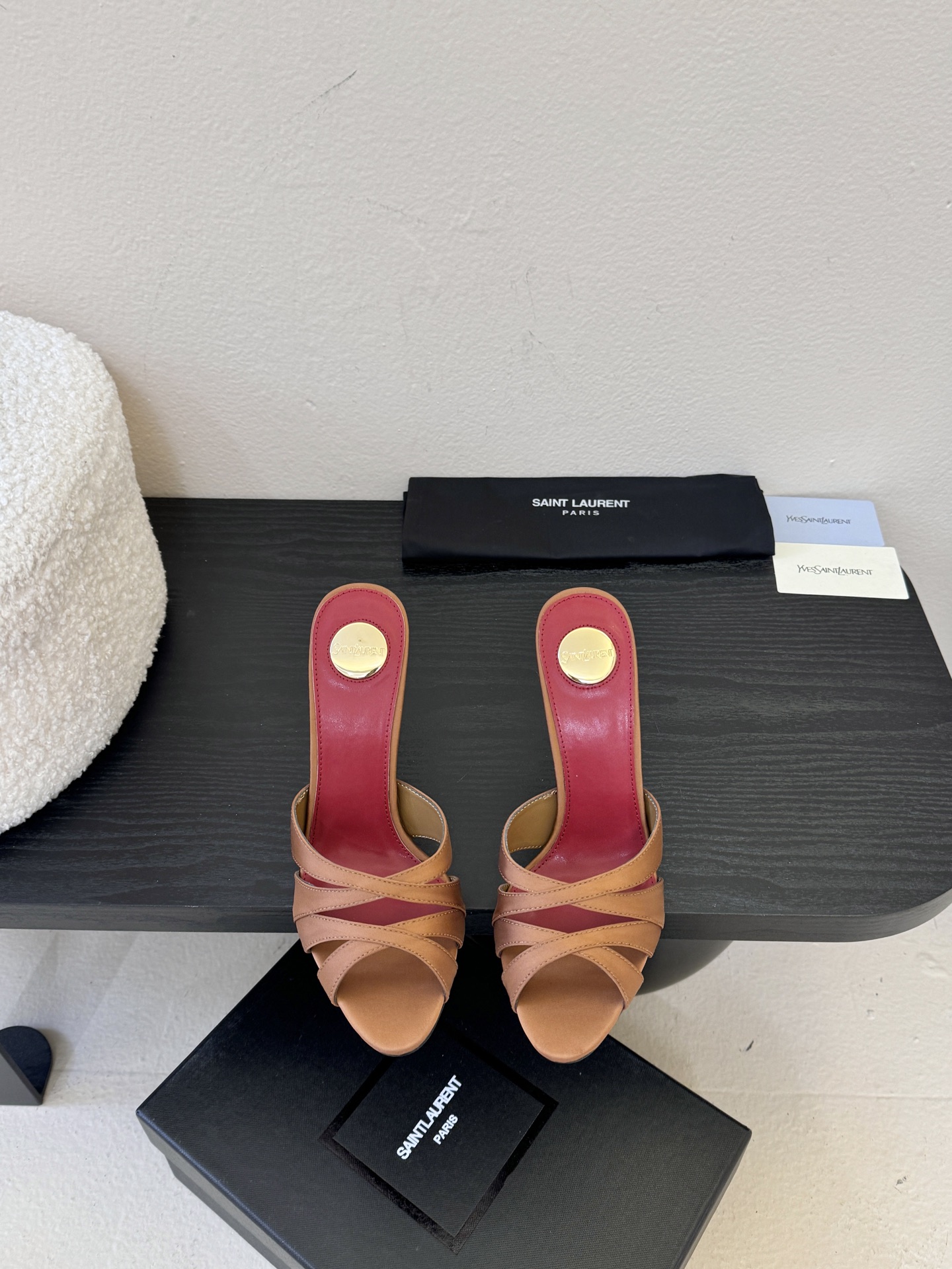 圣罗兰Saint Lauren* ss新YSL Logo高跟鞋拖Ysl走秀款高跟鞋 各种小裙子搭配起来 