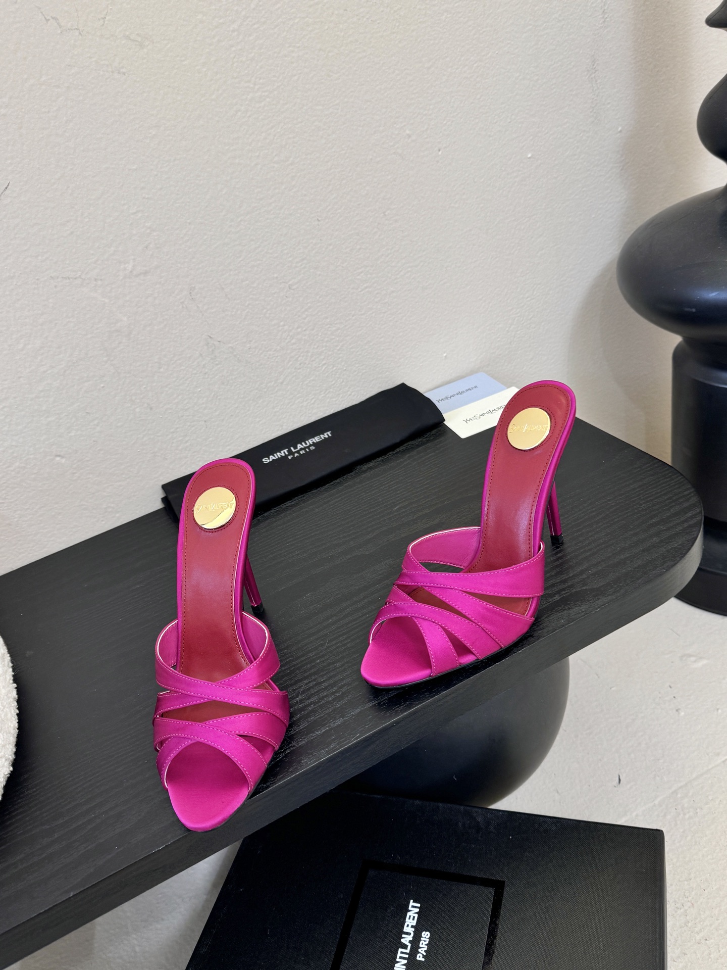 圣罗兰Saint Lauren* ss新YSL Logo高跟鞋拖Ysl走秀款高跟鞋 各种小裙子搭配起来 