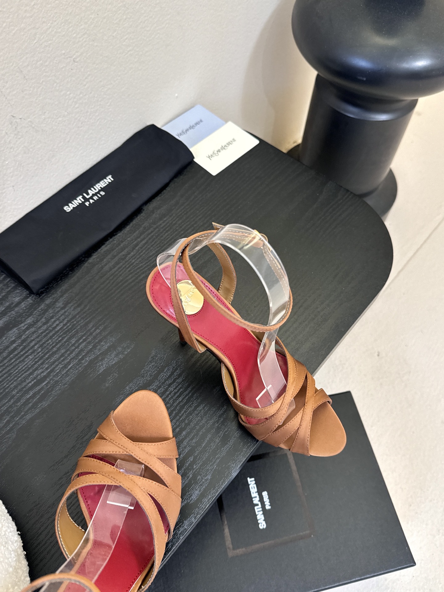 圣罗兰Saint Lauren* ss新YSL Logo高跟凉鞋Ysl走秀款高跟鞋 各种小裙子搭配起来 