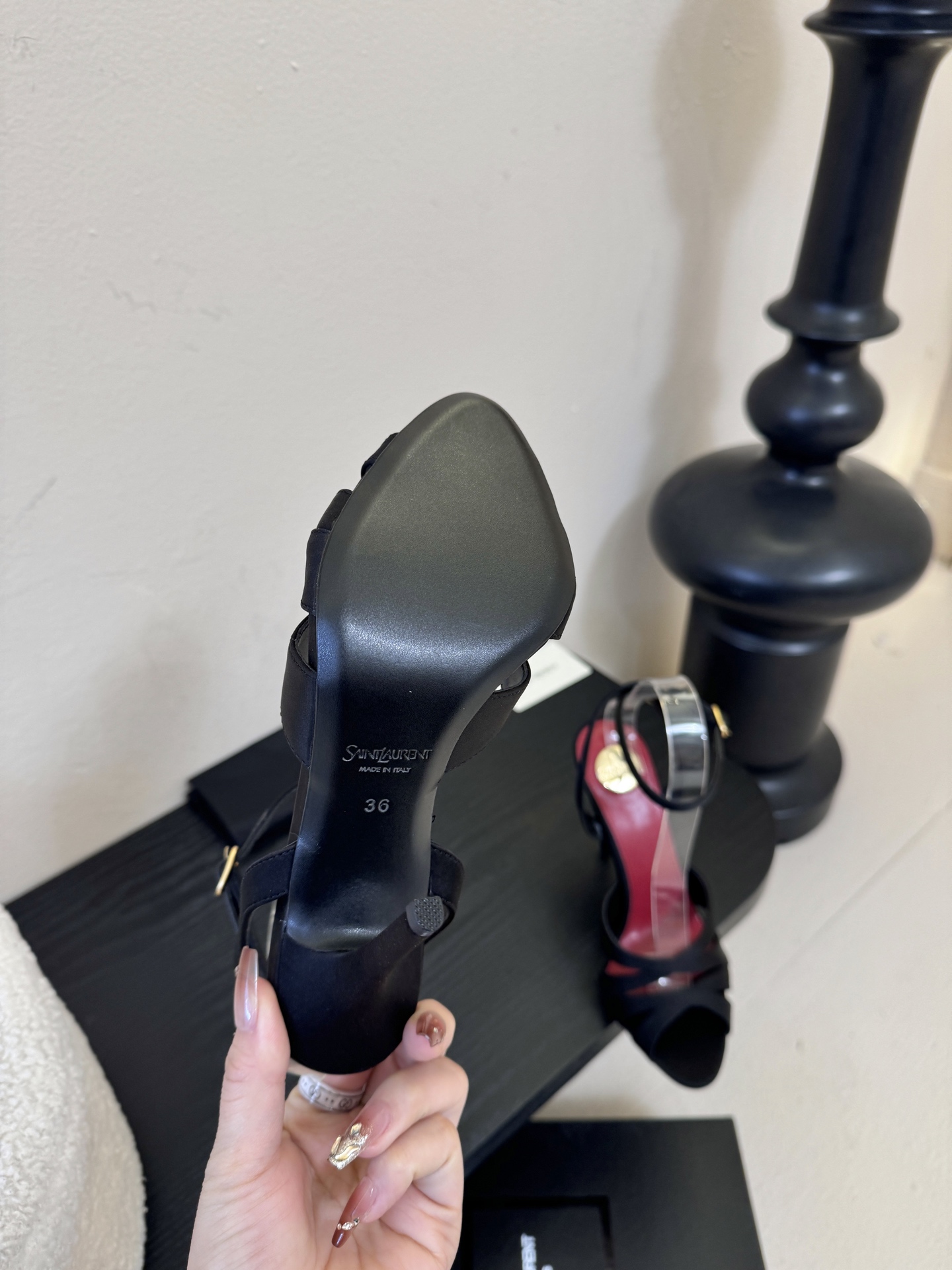 圣罗兰Saint Lauren* ss新YSL Logo高跟凉鞋Ysl走秀款高跟鞋 各种小裙子搭配起来 