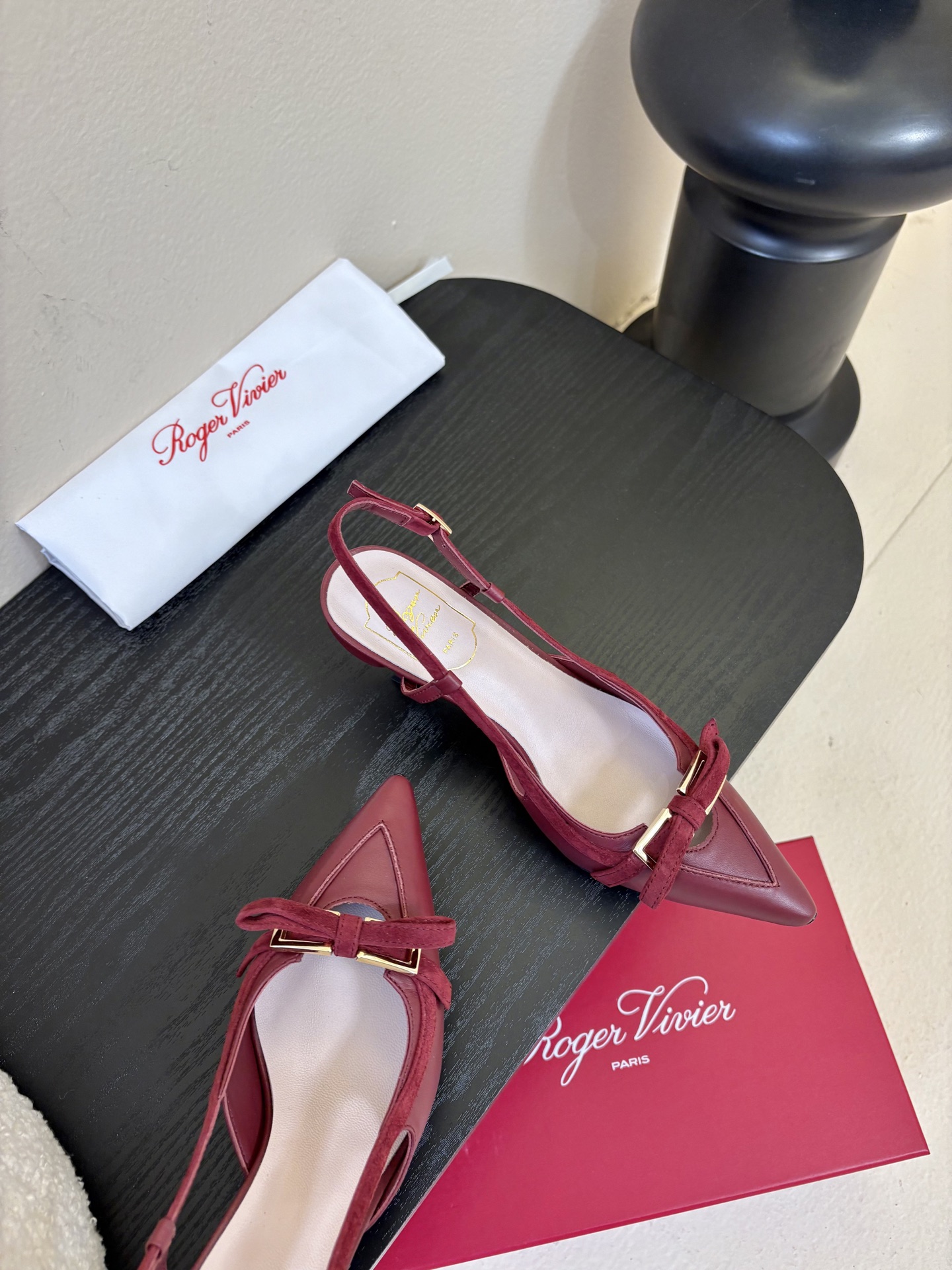 Roger Vivi* 26早春新品凉鞋Virgule钻扣高跟鞋后袢带凉拖 RV必入款 她上脚也太美了吧