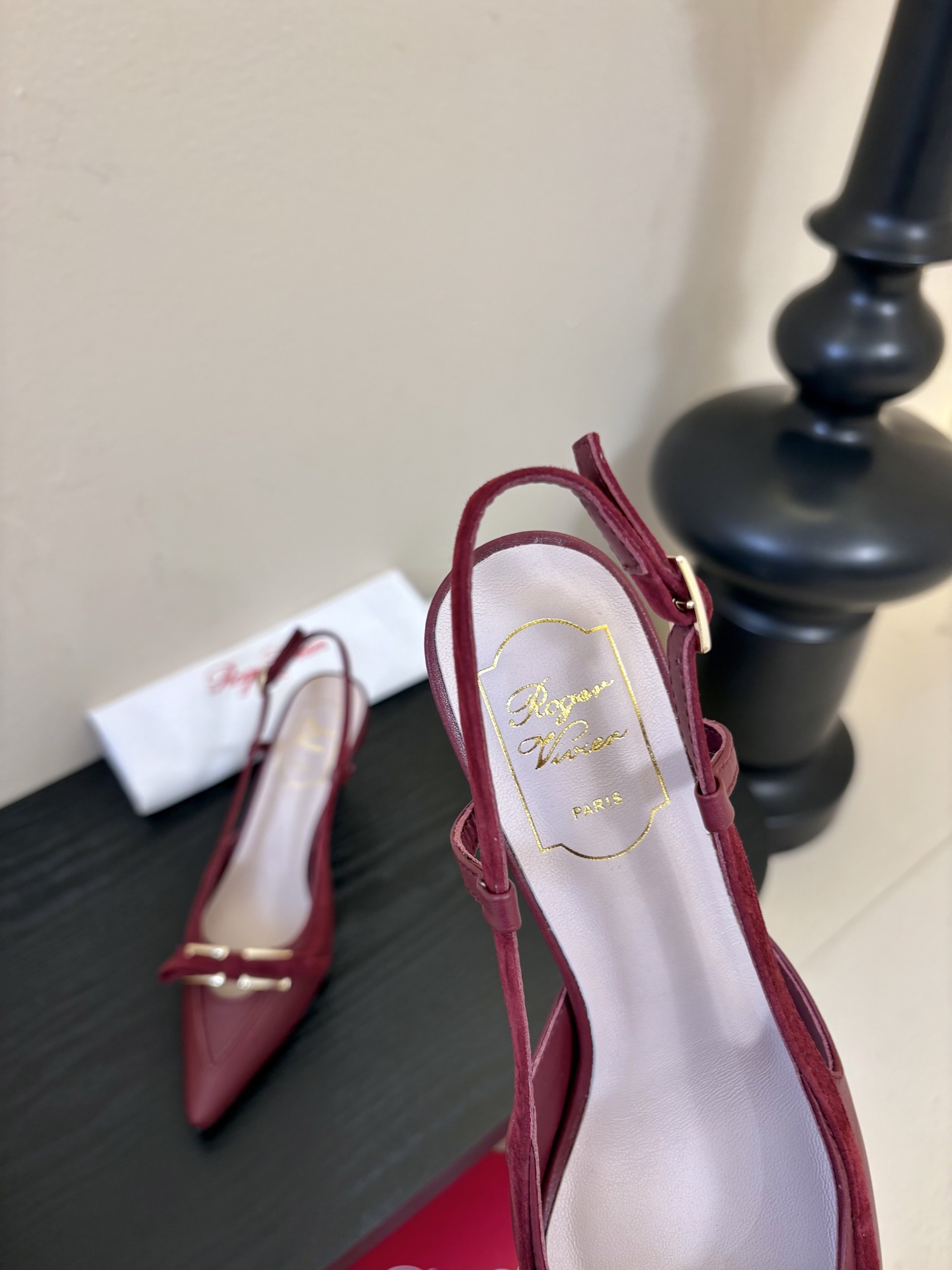 Roger Vivi* 26早春新品凉鞋Virgule钻扣高跟鞋后袢带凉拖 RV必入款 她上脚也太美了吧