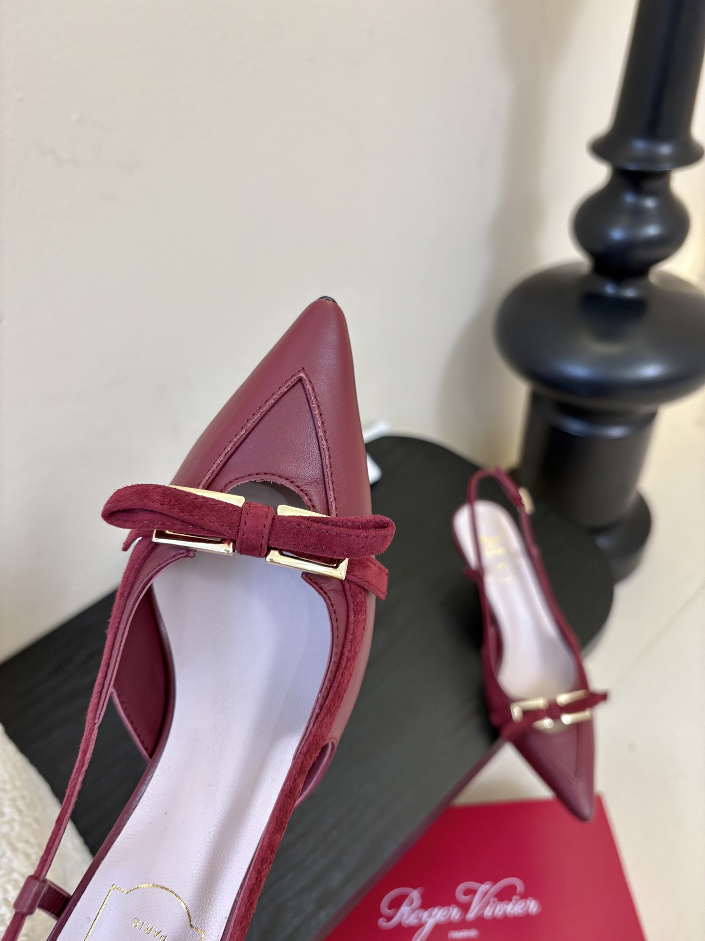 Roger Vivi* 26早春新品凉鞋Virgule钻扣高跟鞋后袢带凉拖 RV必入款 她上脚也太美了吧