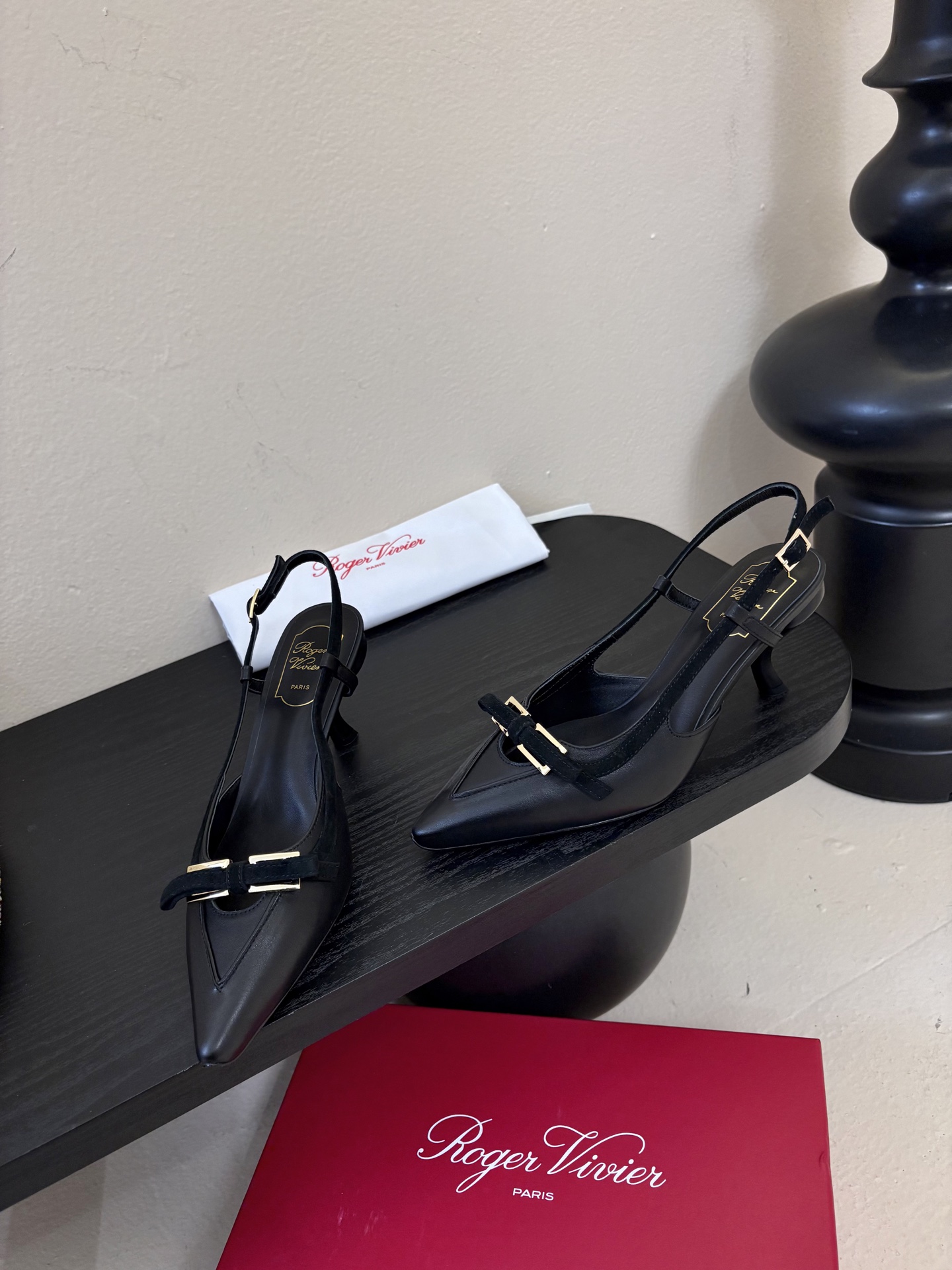 Roger Vivi* 26早春新品凉鞋Virgule钻扣高跟鞋后袢带凉拖 RV必入款 她上脚也太美了吧