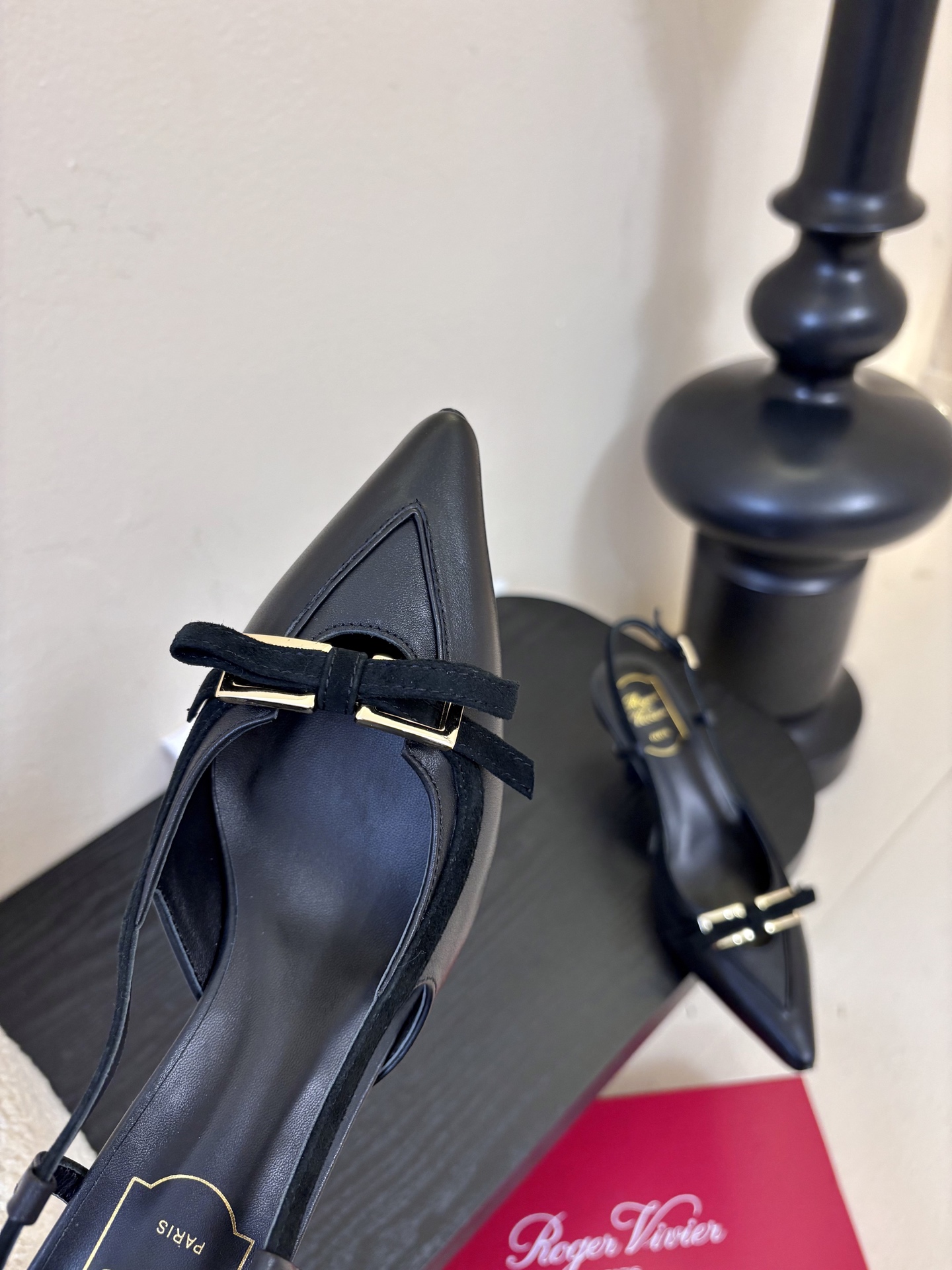 Roger Vivi* 26早春新品凉鞋Virgule钻扣高跟鞋后袢带凉拖 RV必入款 她上脚也太美了吧