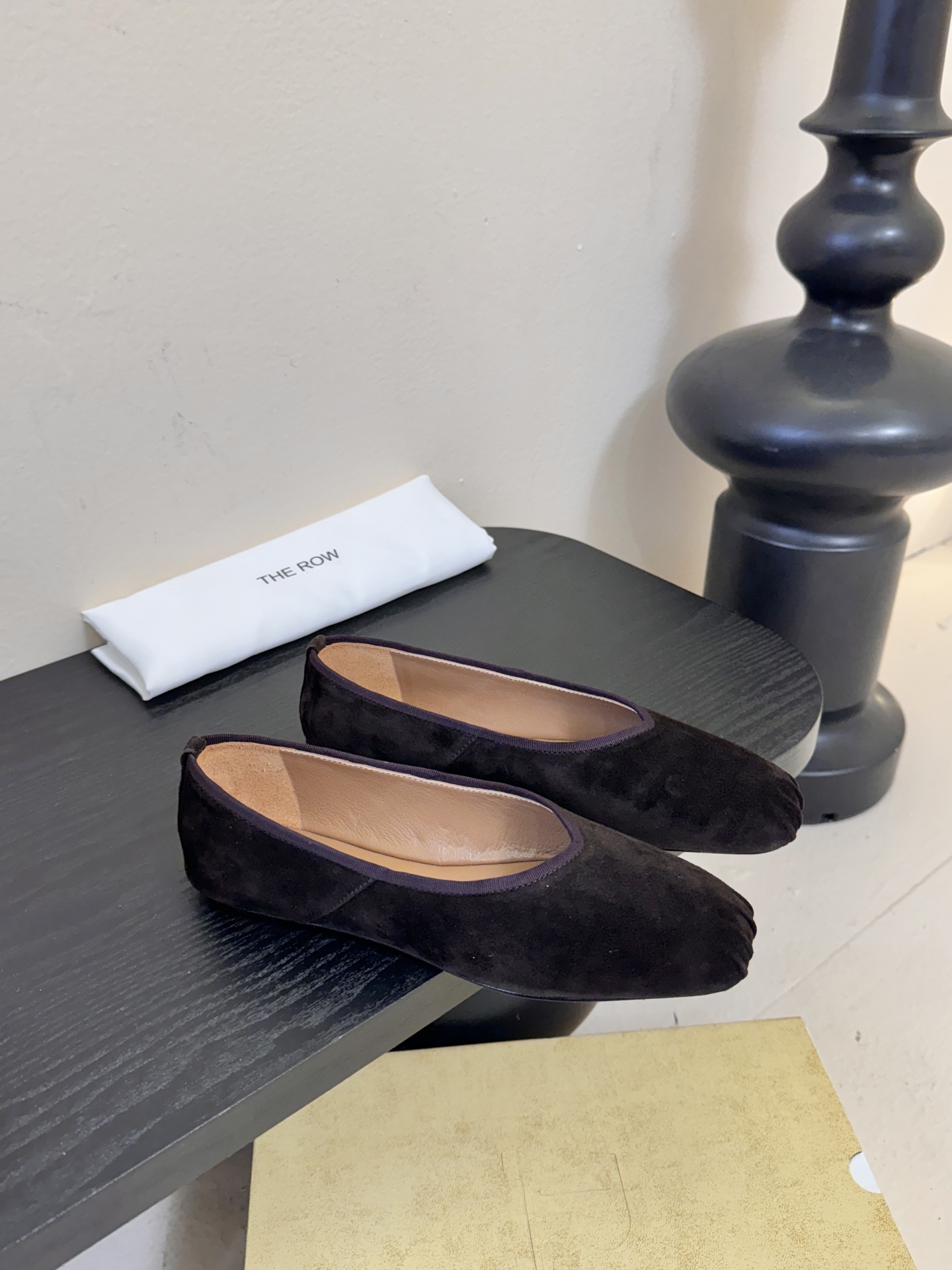 The ro*26早春新款玛丽珍平底单鞋跳舞鞋奶奶鞋！很少会看到一款跳舞鞋会做到这么精细、而且对脚的包容