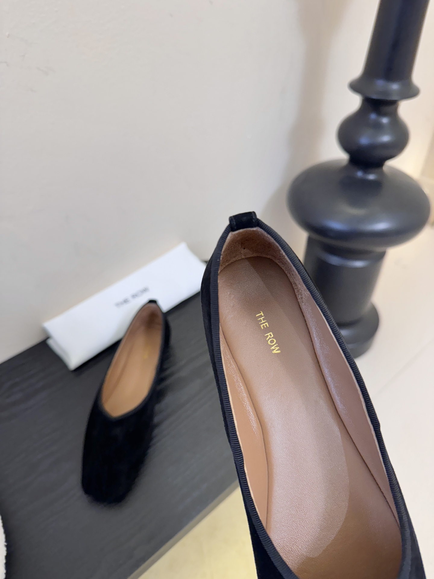 The ro*26早春新款玛丽珍平底单鞋跳舞鞋奶奶鞋！很少会看到一款跳舞鞋会做到这么精细、而且对脚的包容