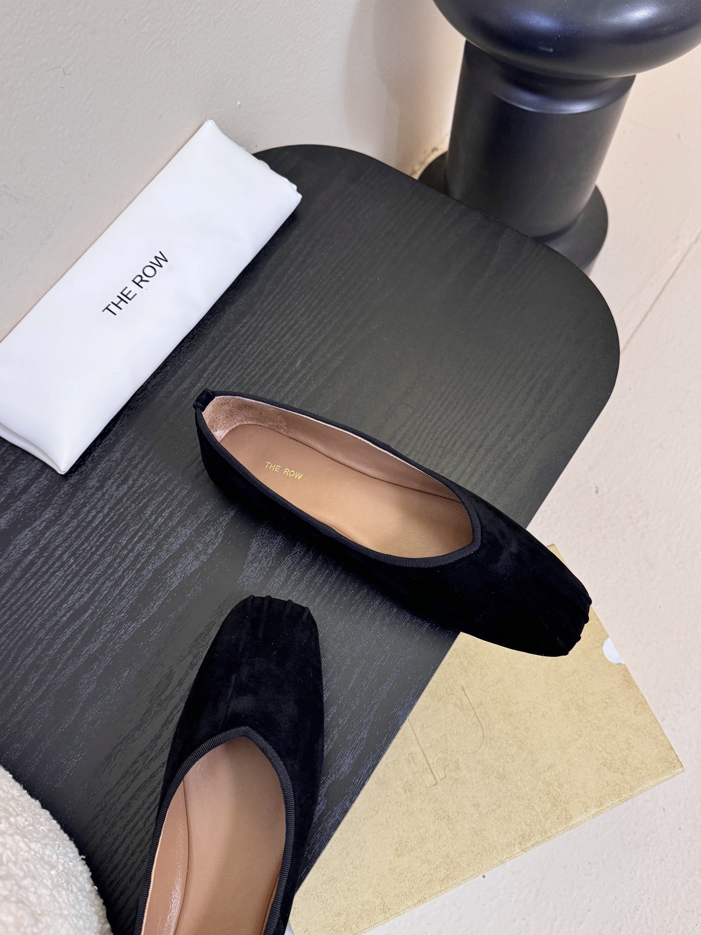 The ro*26早春新款玛丽珍平底单鞋跳舞鞋奶奶鞋！很少会看到一款跳舞鞋会做到这么精细、而且对脚的包容