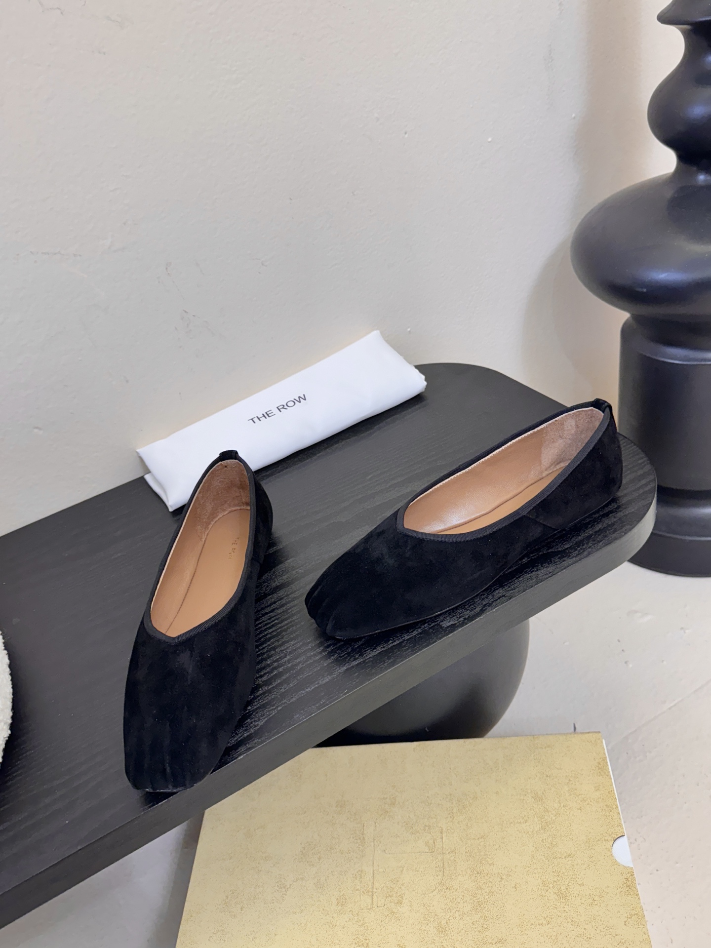 The ro*26早春新款玛丽珍平底单鞋跳舞鞋奶奶鞋！很少会看到一款跳舞鞋会做到这么精细、而且对脚的包容