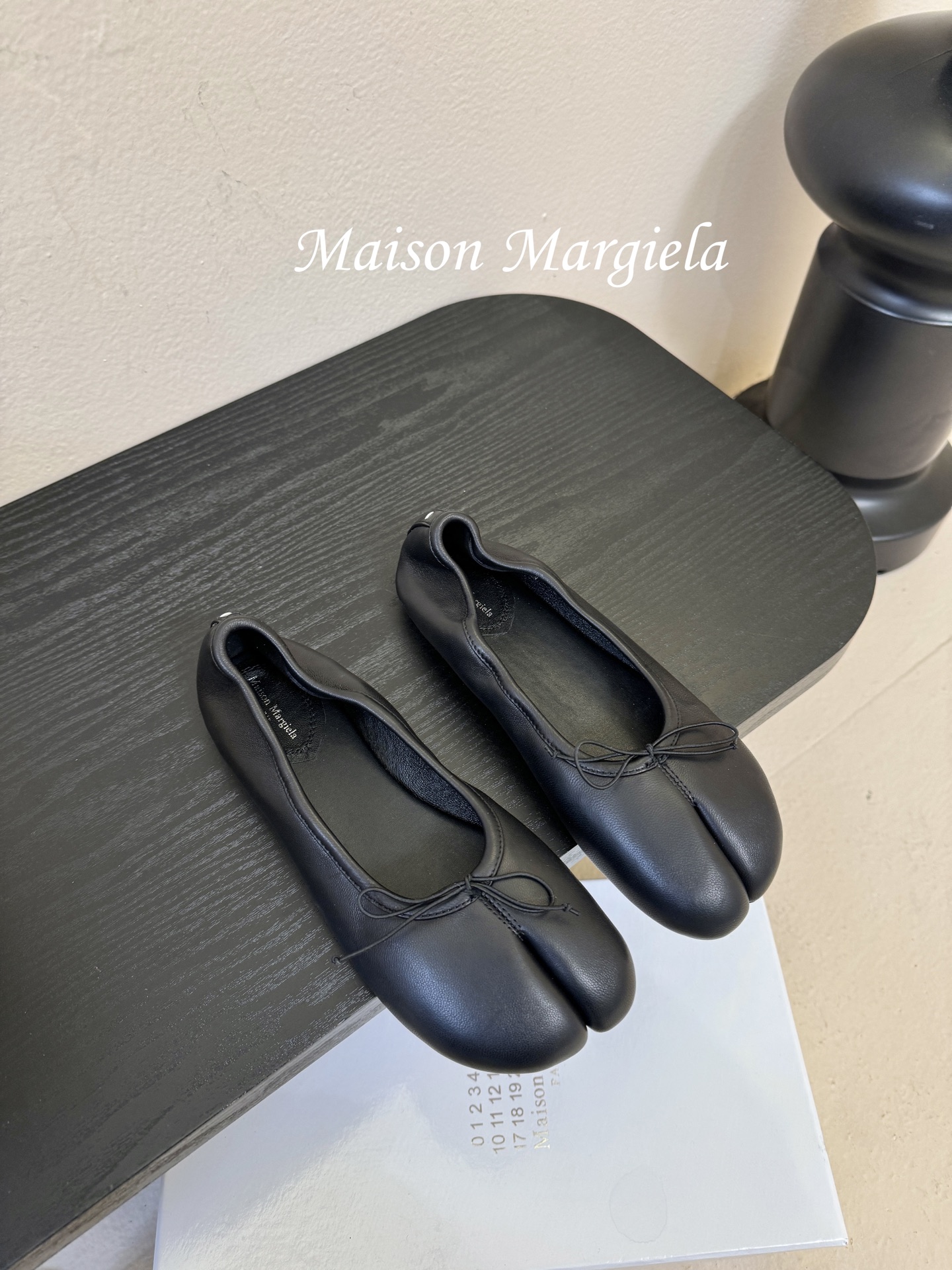 MM6【Maison Magical】马吉拉26ss春夏新品一脚蹬乐福鞋平底分趾鞋懒人鞋芭蕾舞鞋这是一双