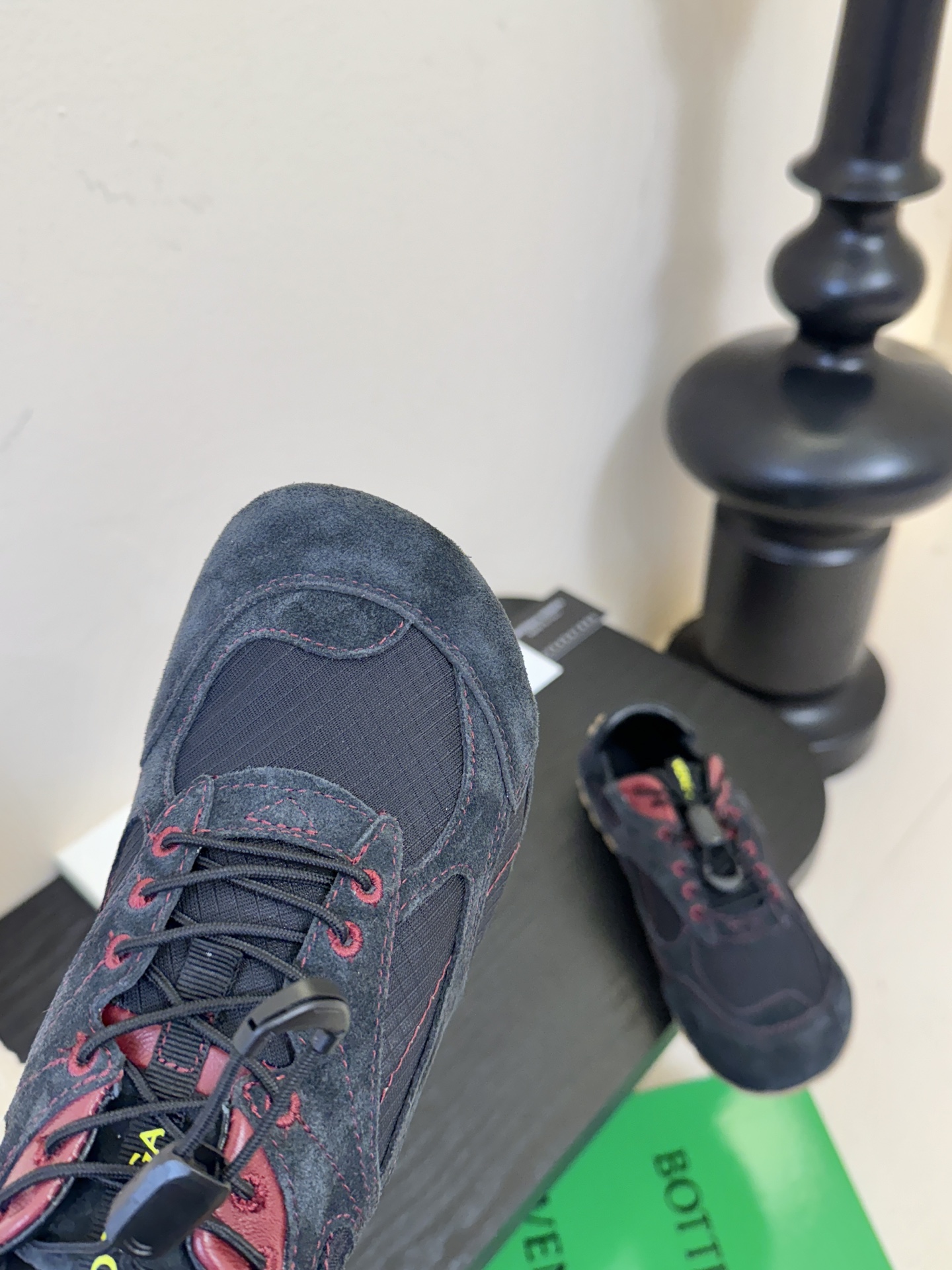 Bottega Veneta 葆蝶家BV最新款Orbit Flash系列 情侣款 复古 网面 休闲 运动