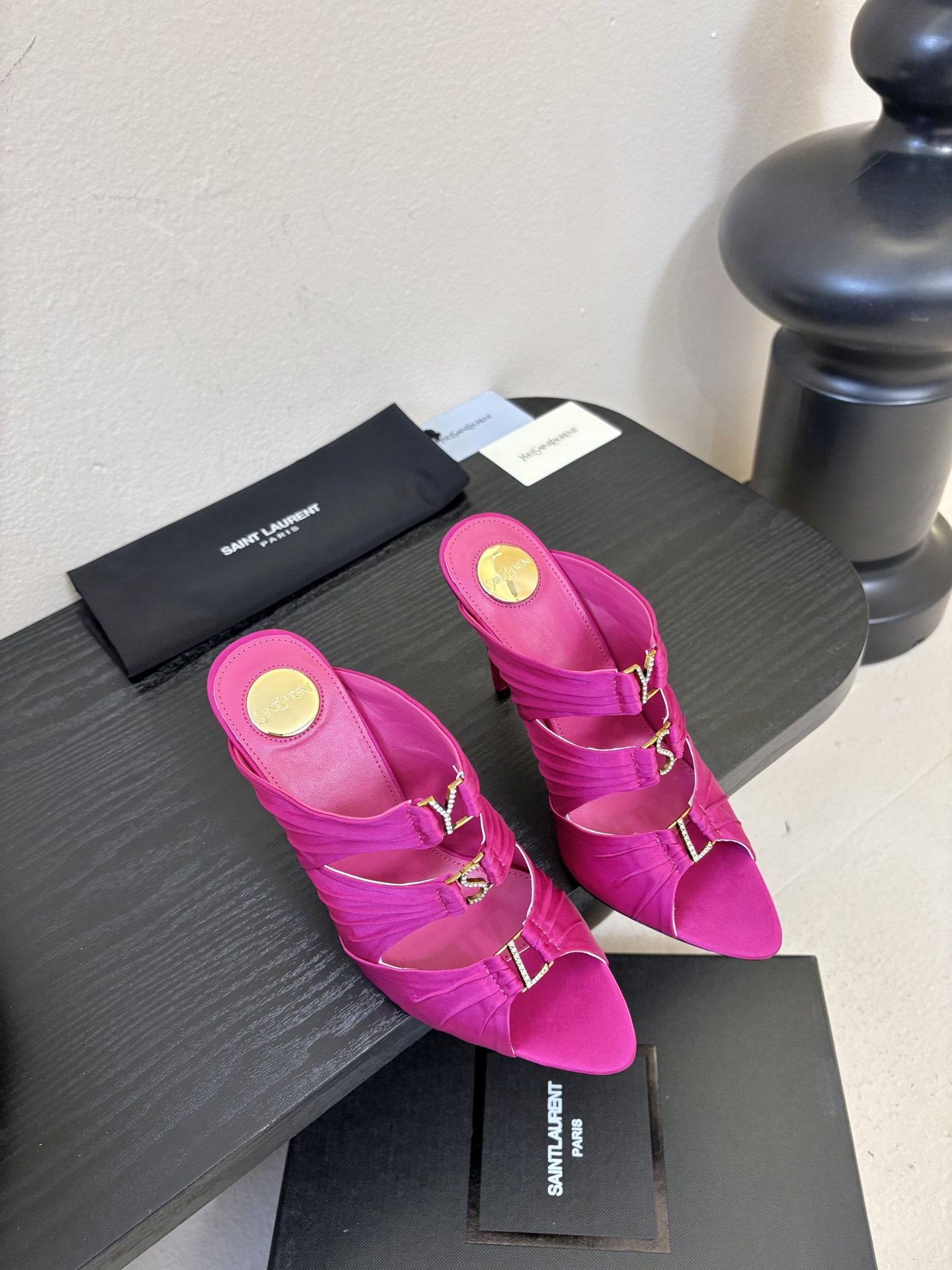 圣罗兰Saint Lauren* ss新YSL Logo高跟鞋拖Ysl走秀款高跟鞋 各种小裙子搭配起来 